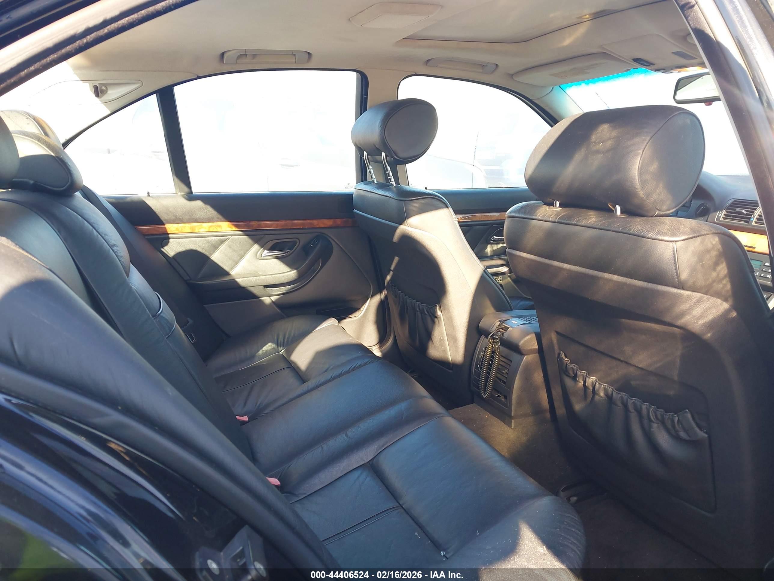 BMW 540IA image 8