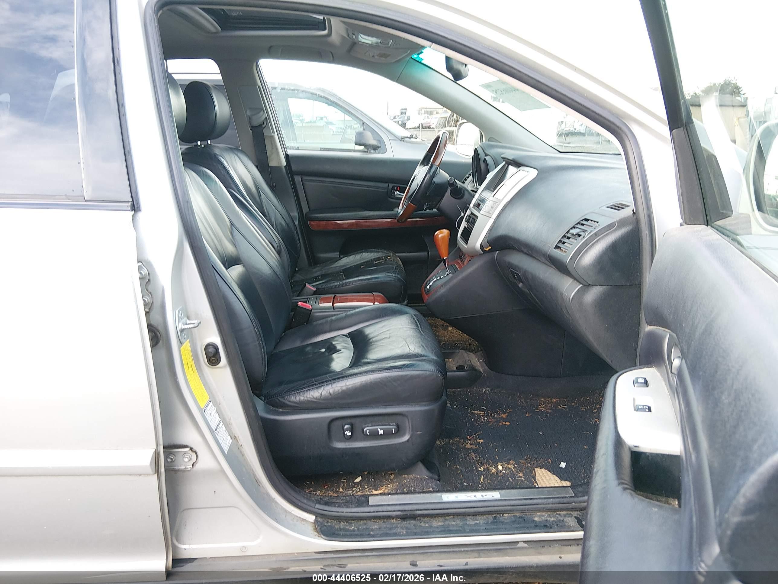 LEXUS RX image 5