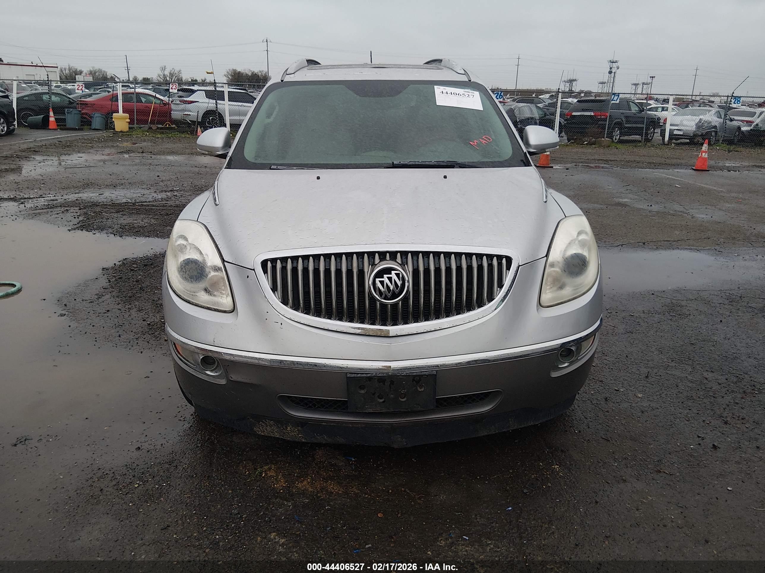 BUICK ENCLAVE image 6