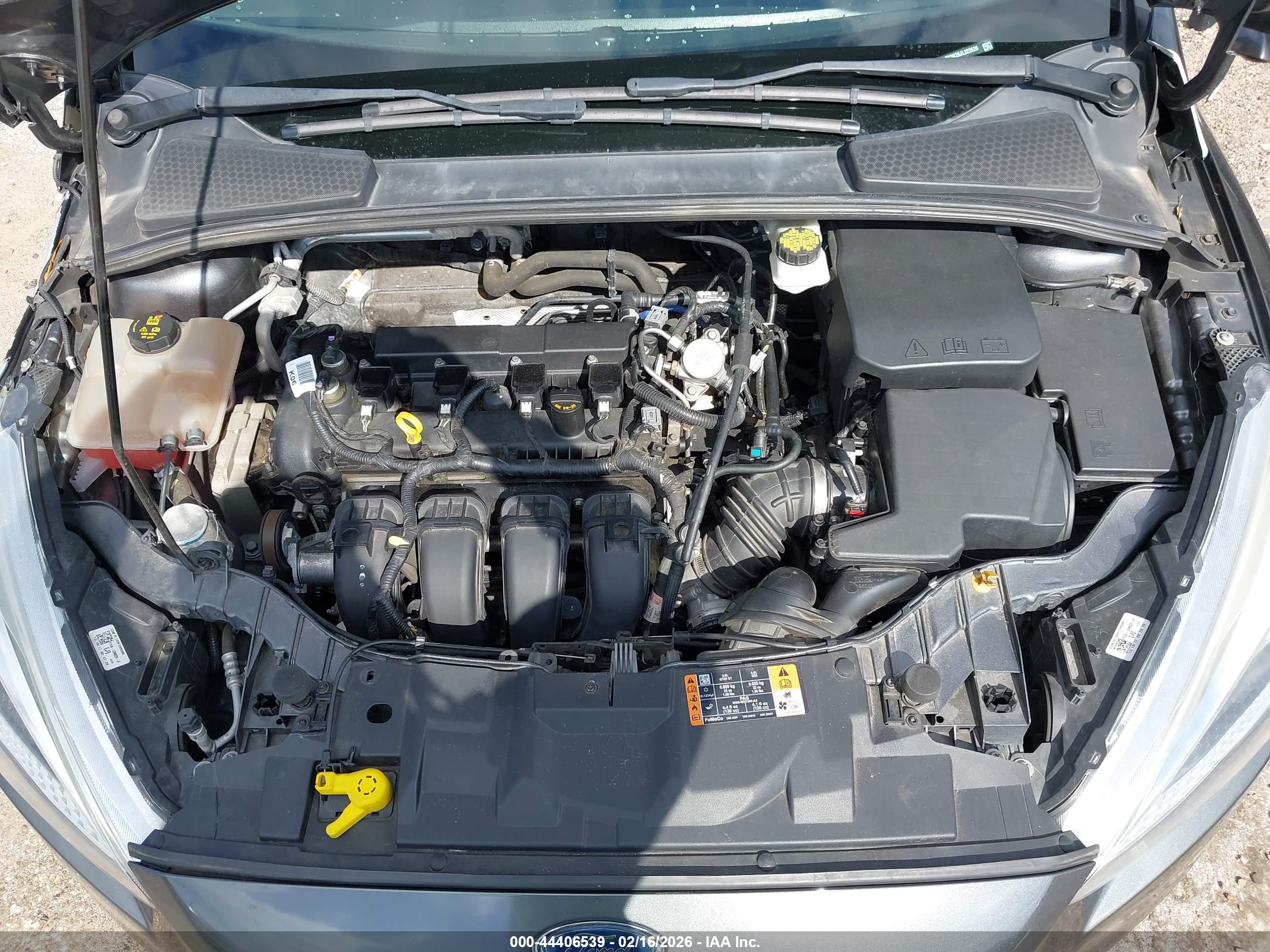 FORD FOCUS image 10