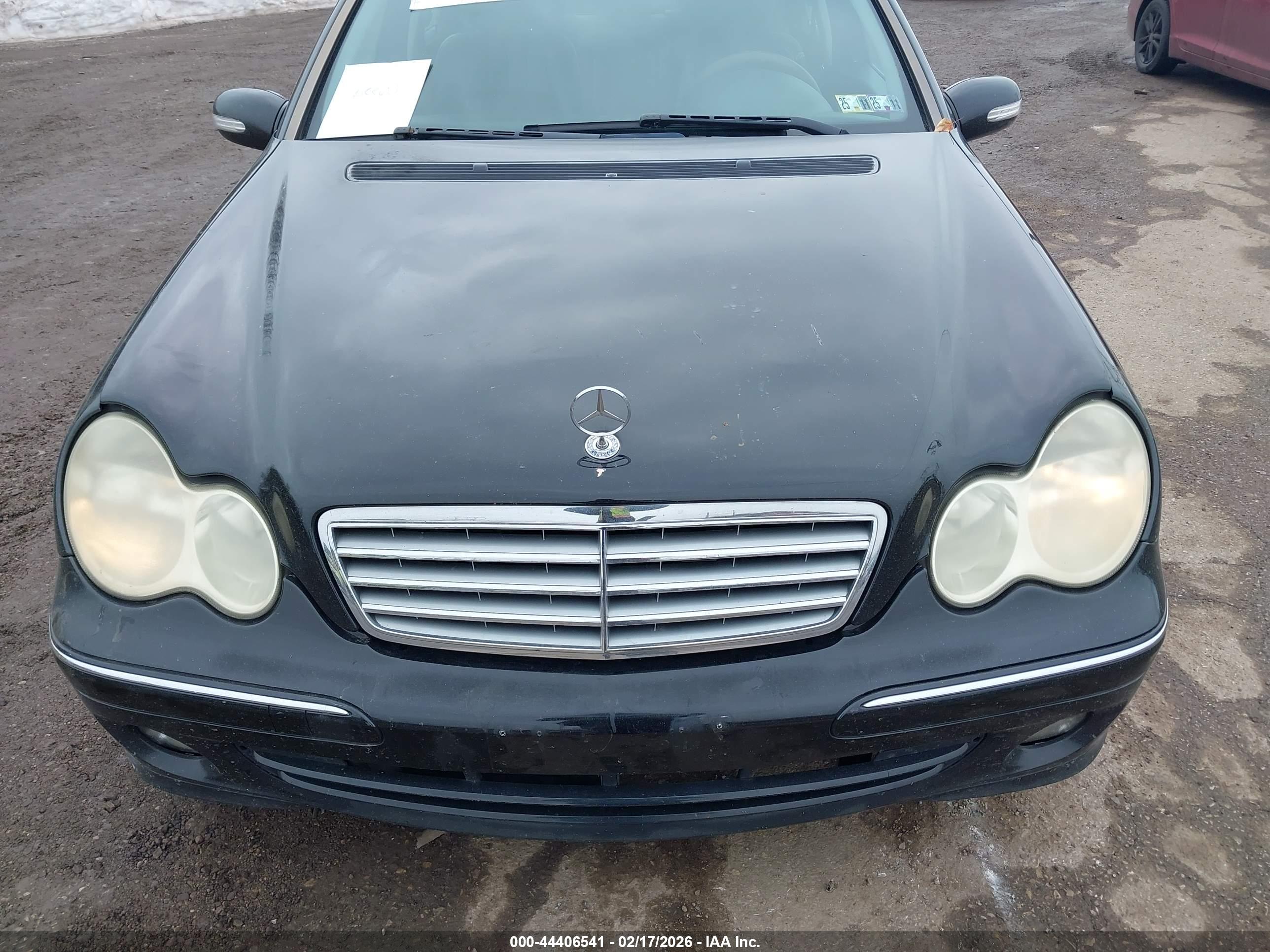 MERCEDES-BENZ C image 6