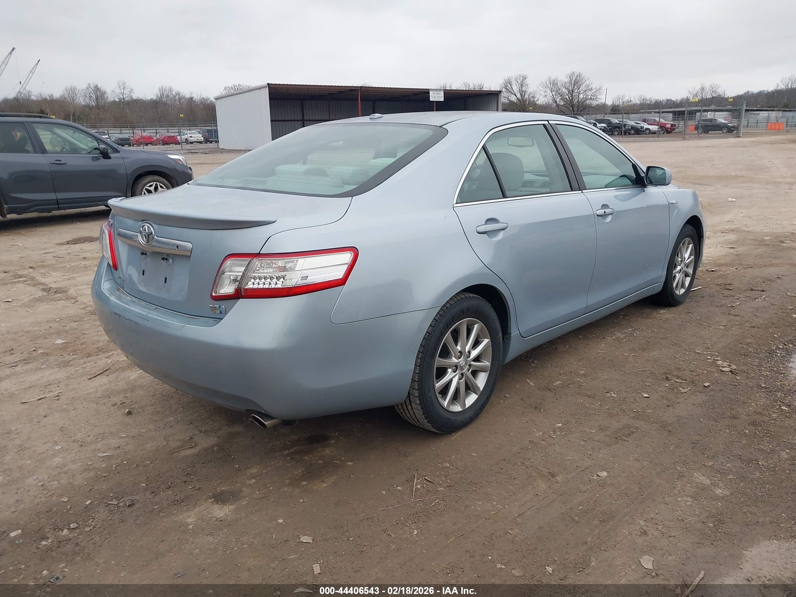 TOYOTA CAMRY image 4