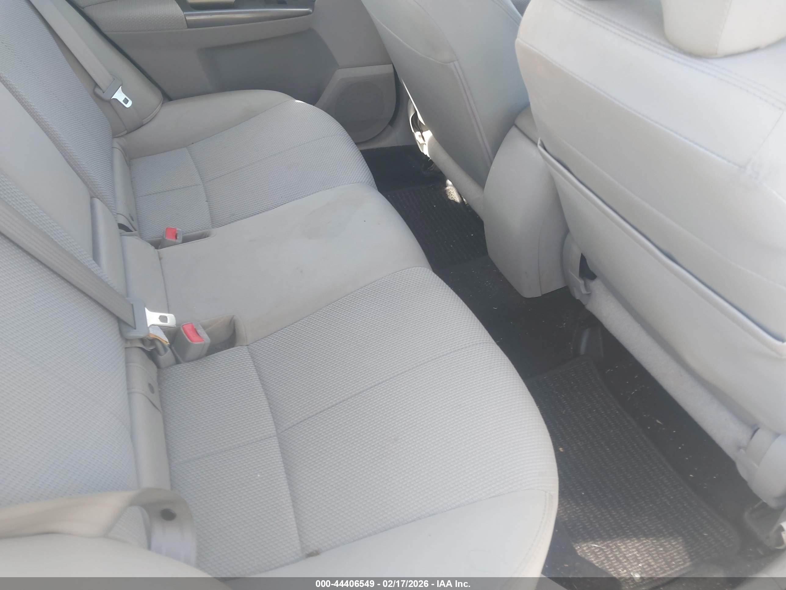 SUBARU FORESTER image 8