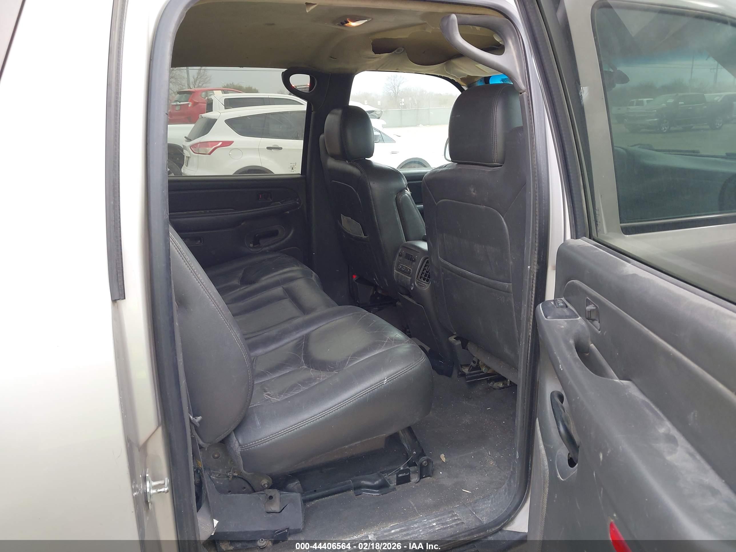CHEVROLET AVALANCHE image 8