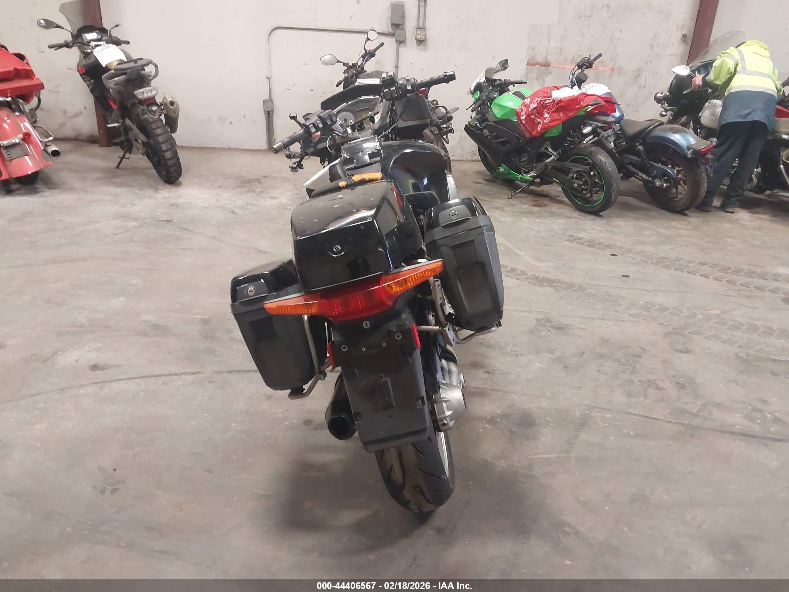 BMW R1200 image 6