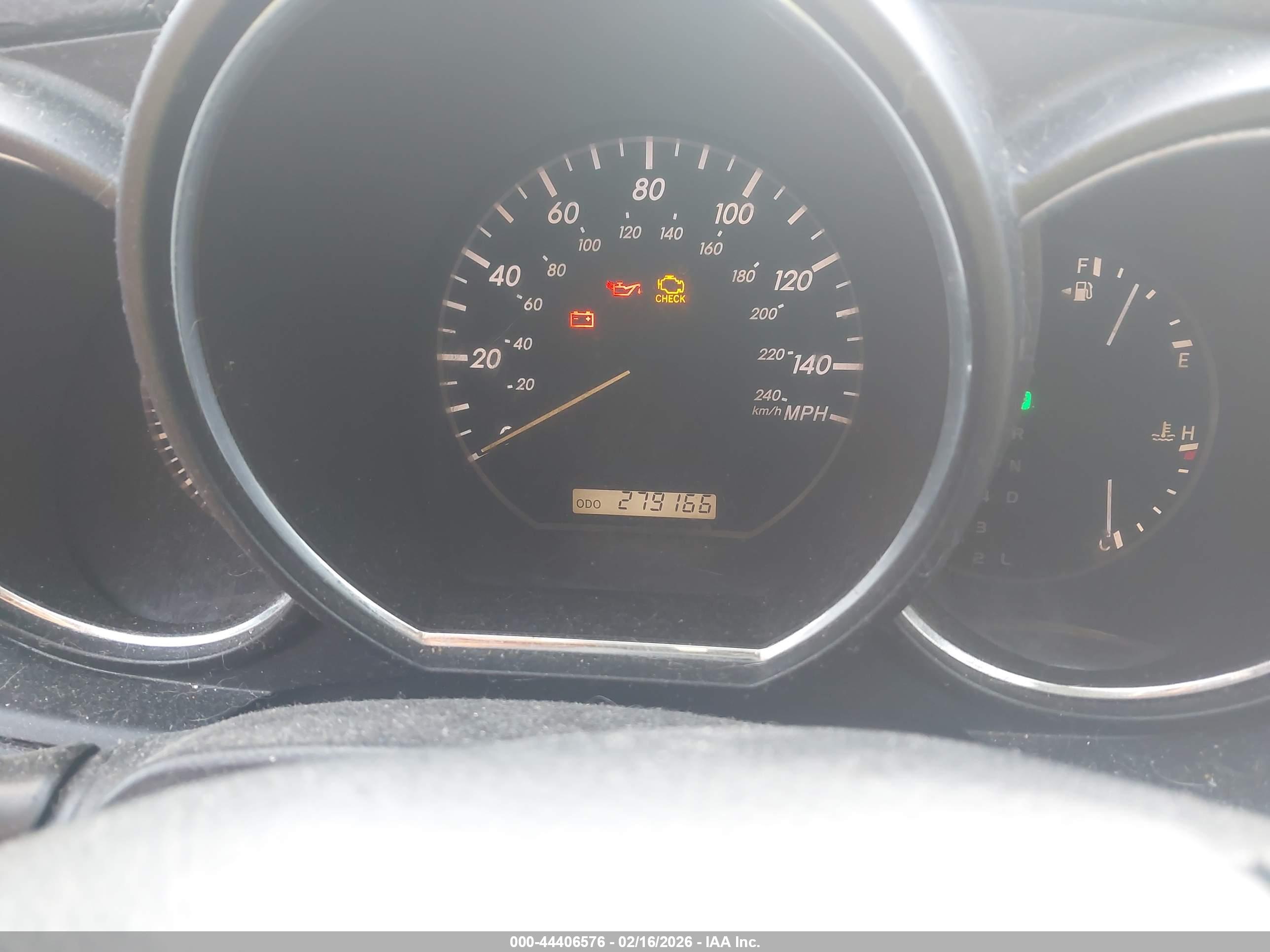 LEXUS RX image 7