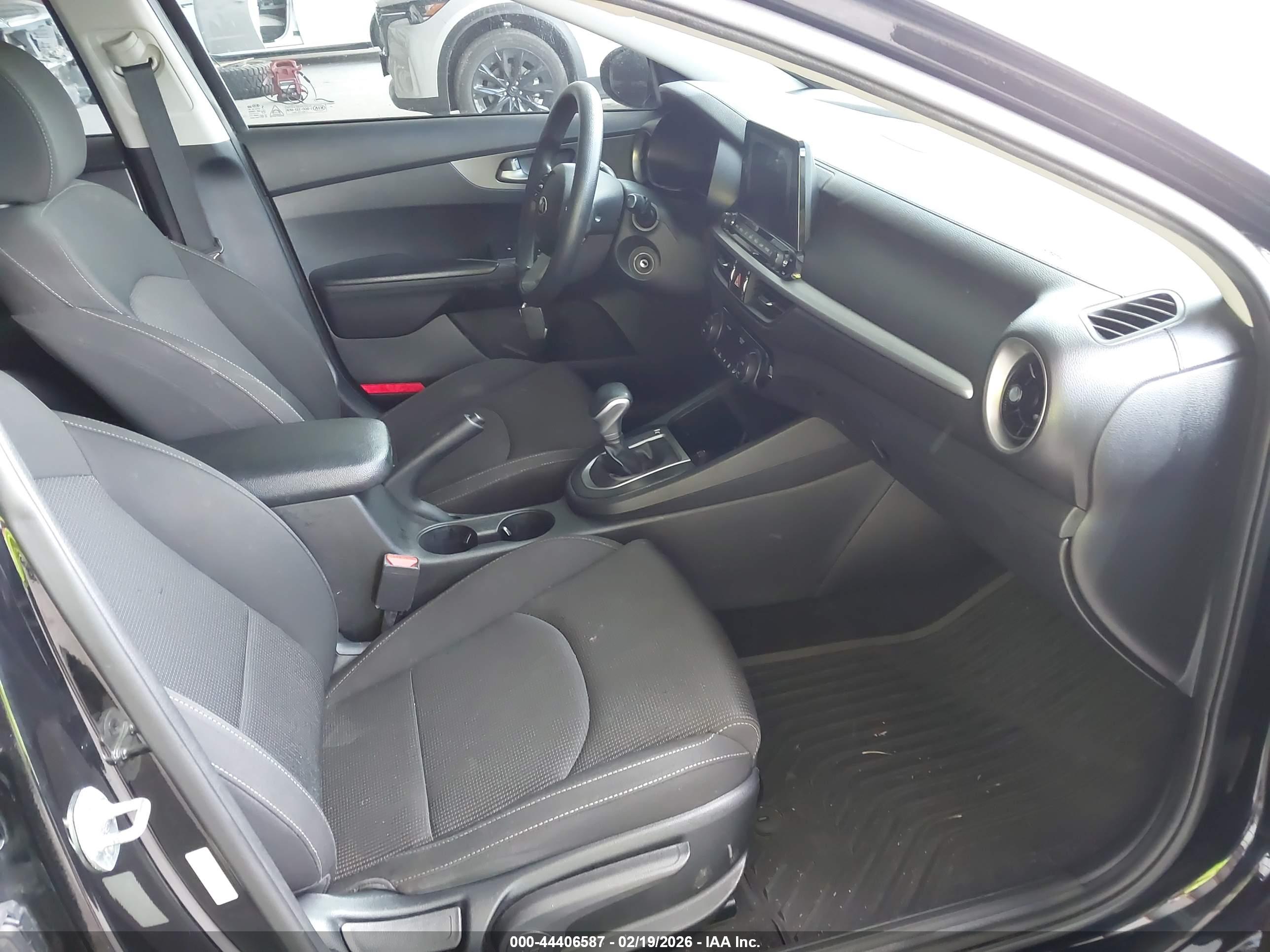 KIA FORTE image 5