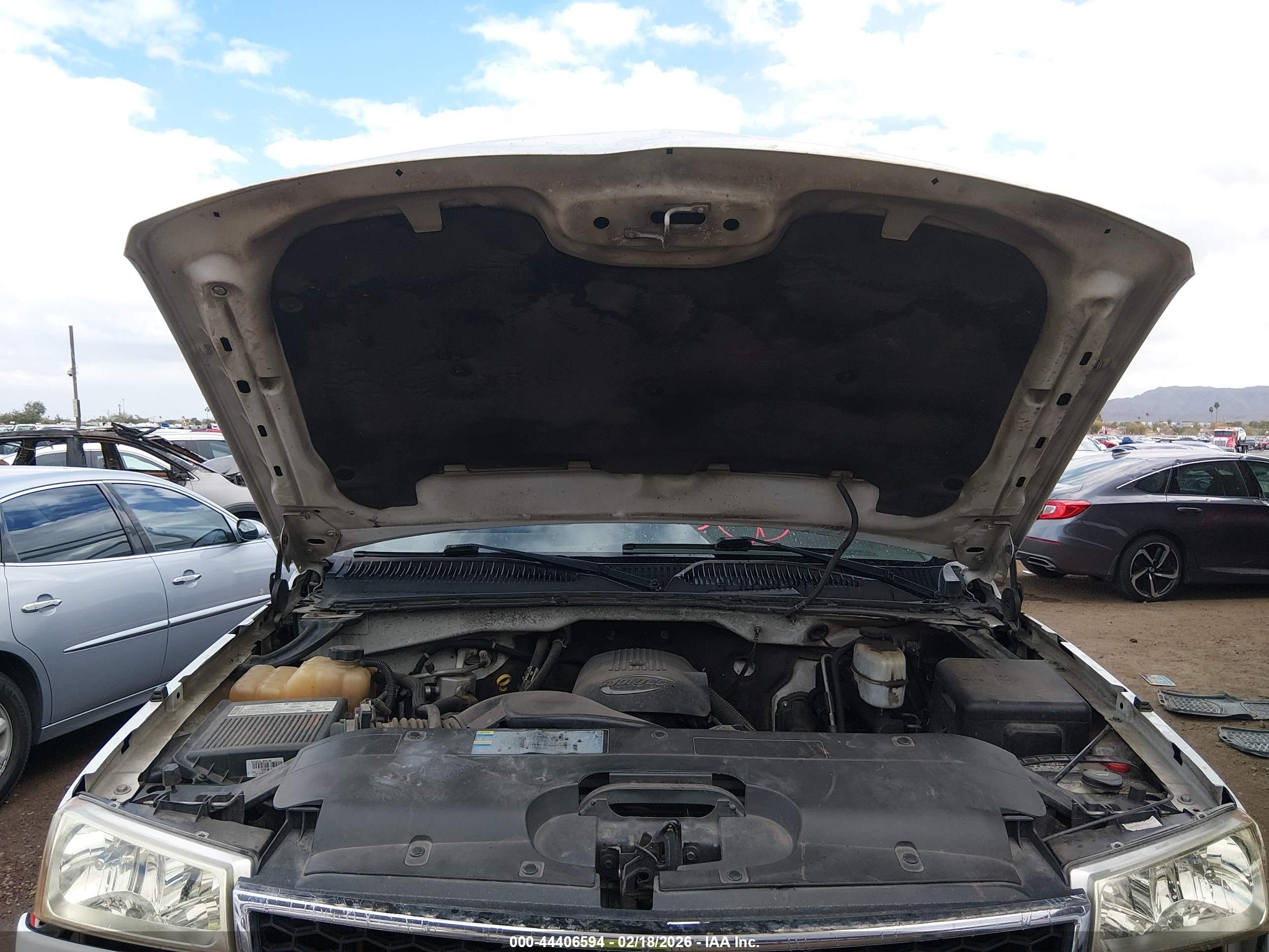 CHEVROLET SILVERADO image 10