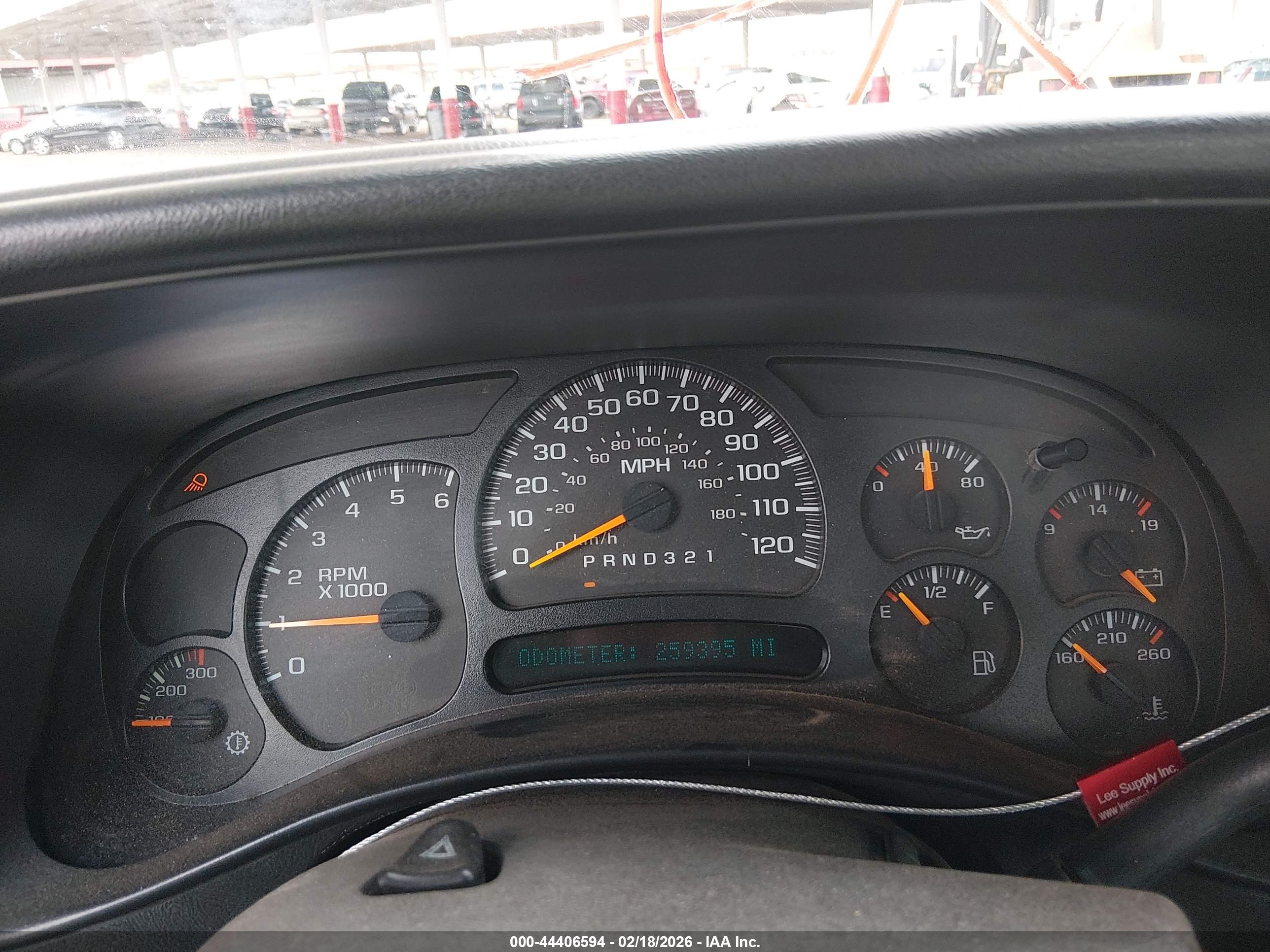 CHEVROLET SILVERADO image 7