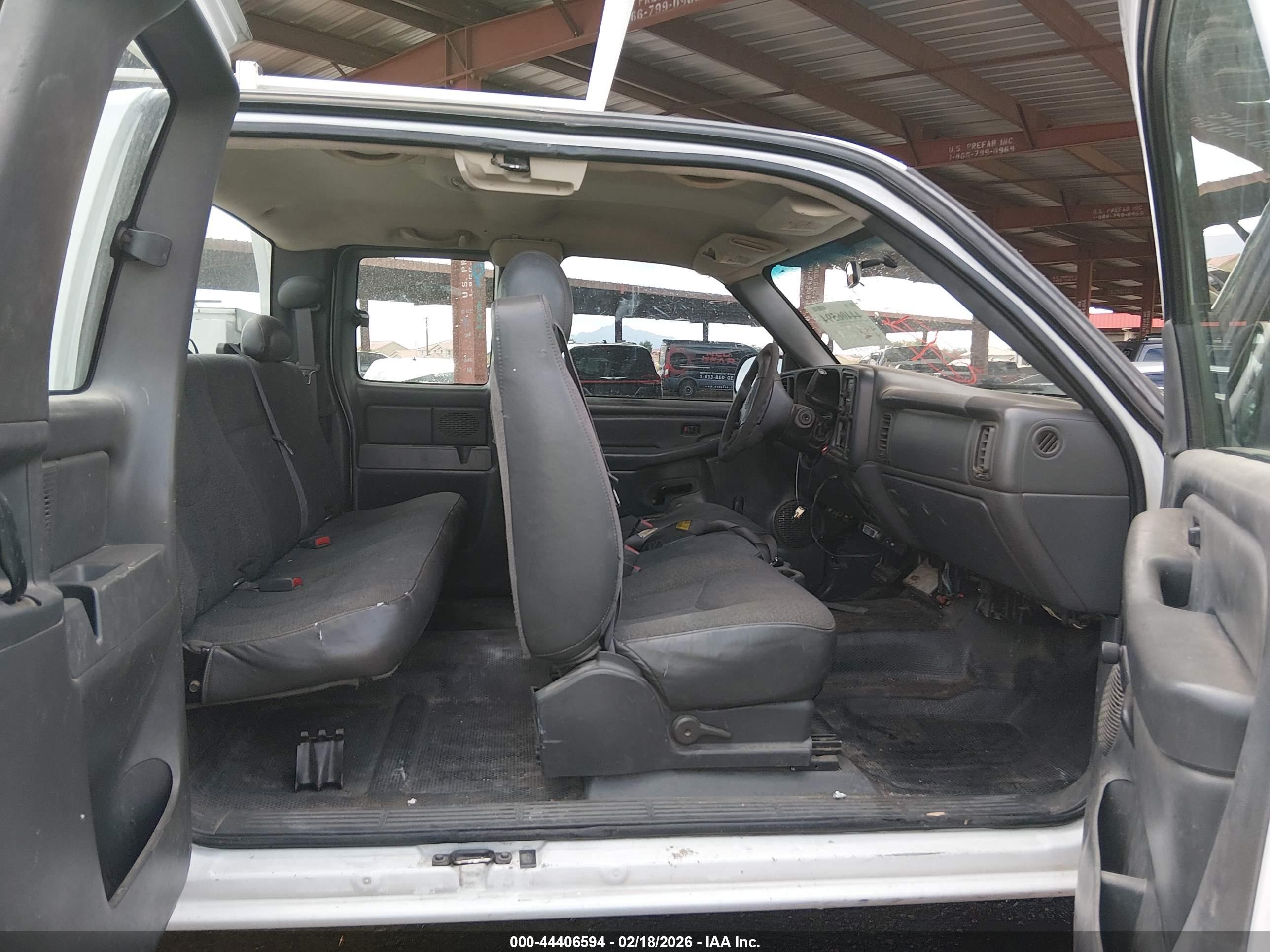 CHEVROLET SILVERADO image 8