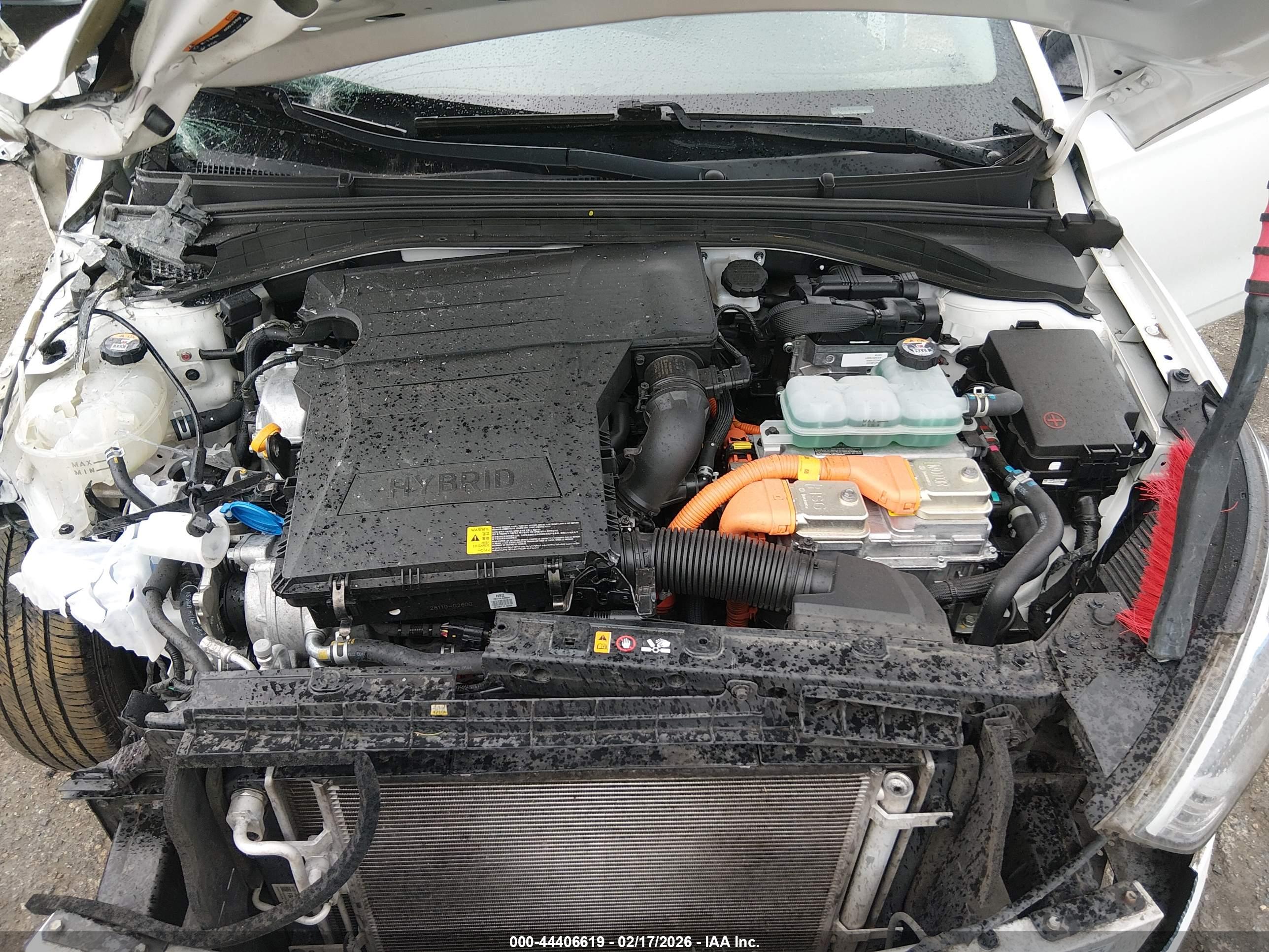 HYUNDAI IONIQ image 10
