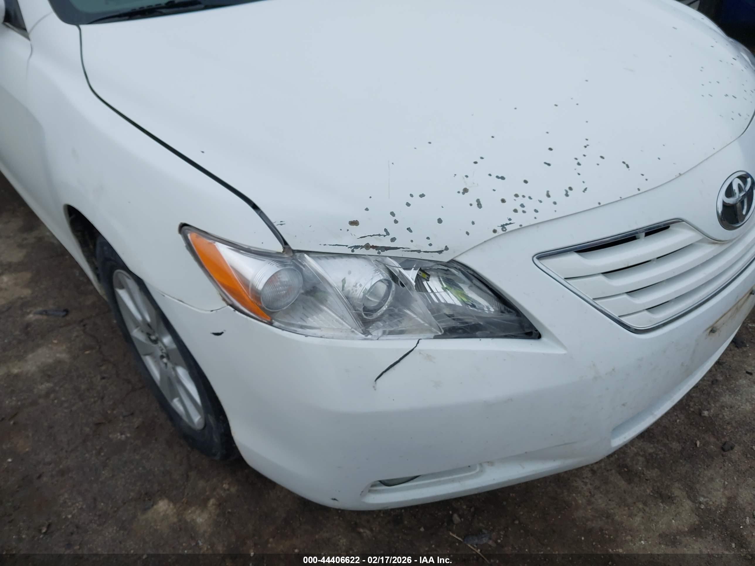TOYOTA CAMRY image 6