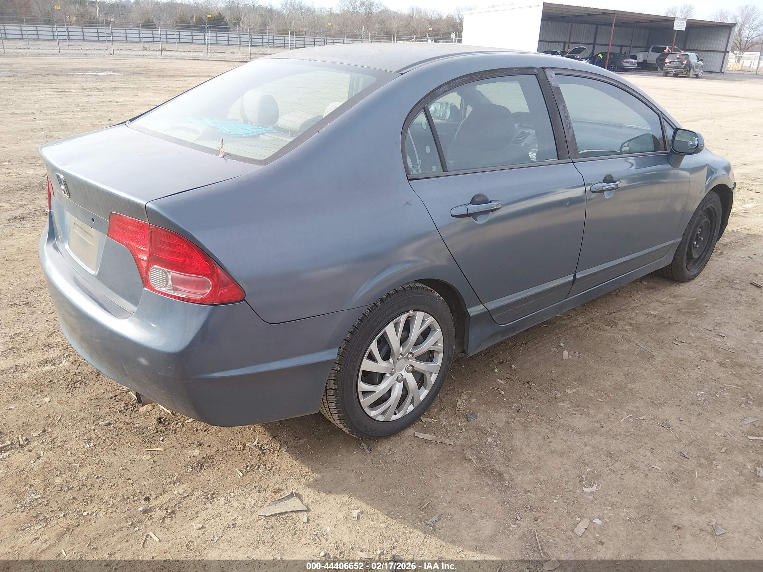 HONDA CIVIC image 4