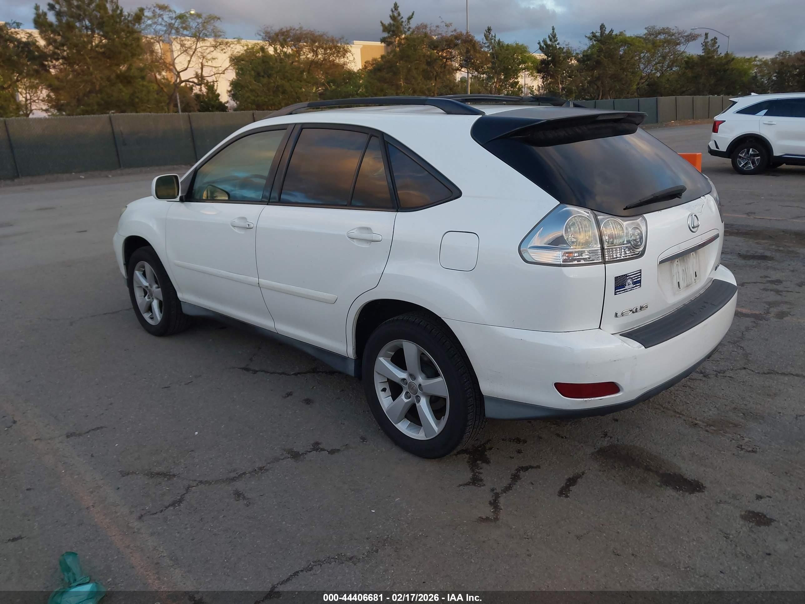 LEXUS RX image 3