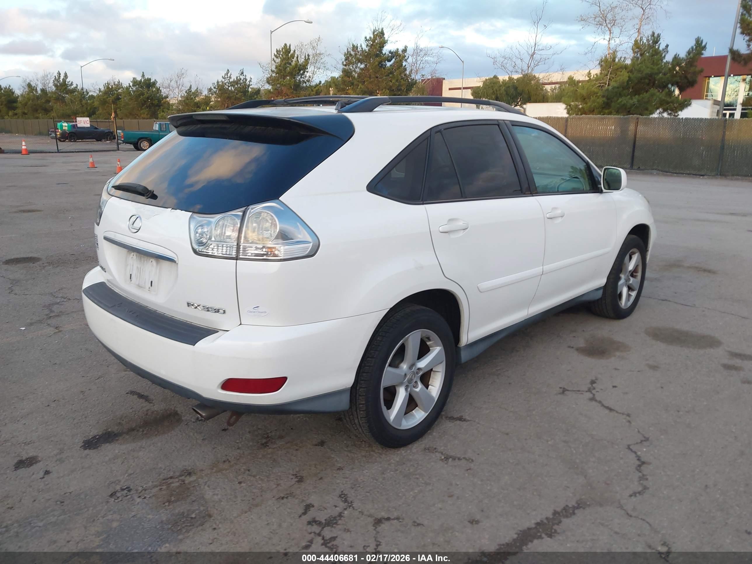 LEXUS RX image 4