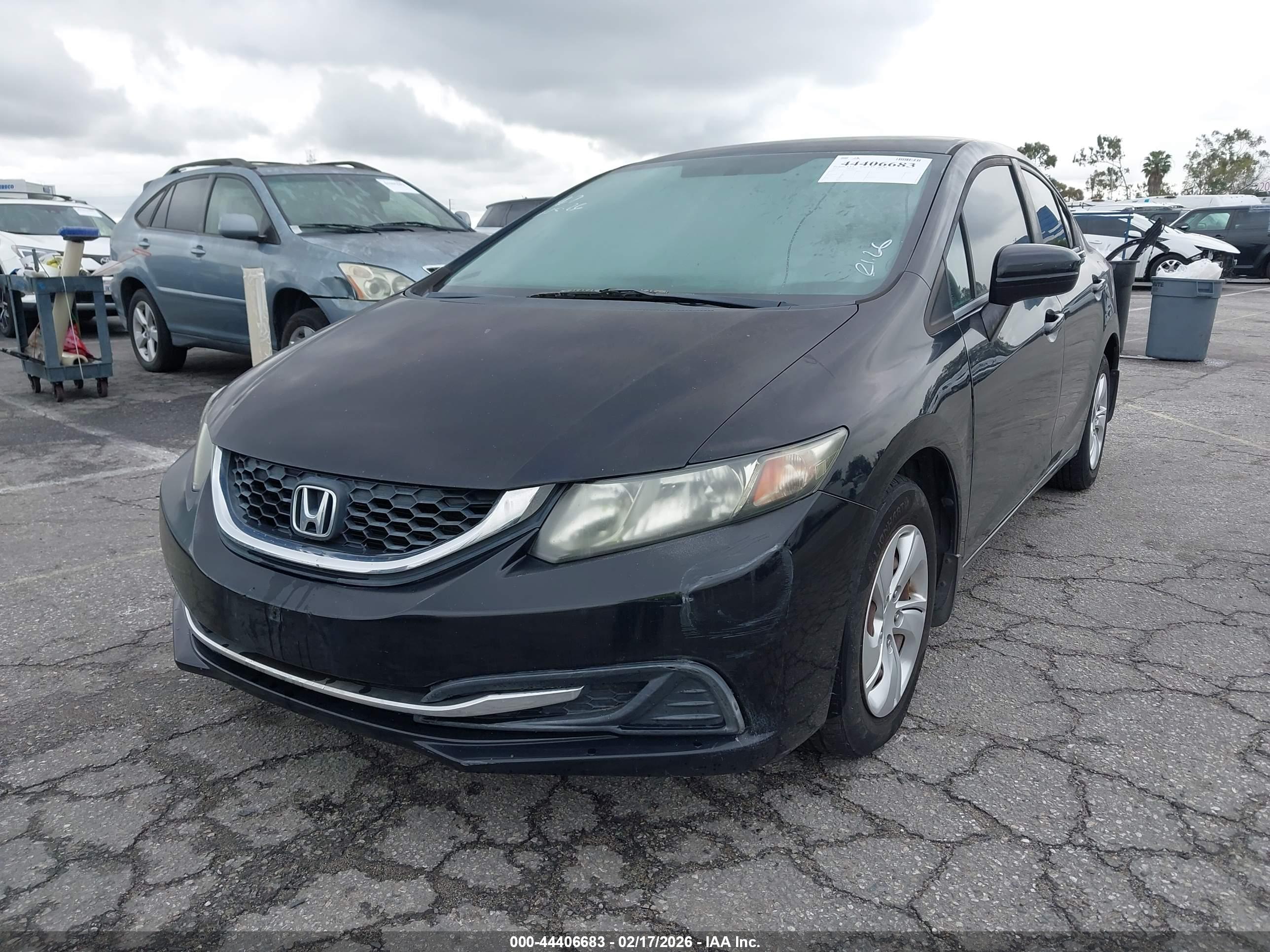 HONDA CIVIC image 2