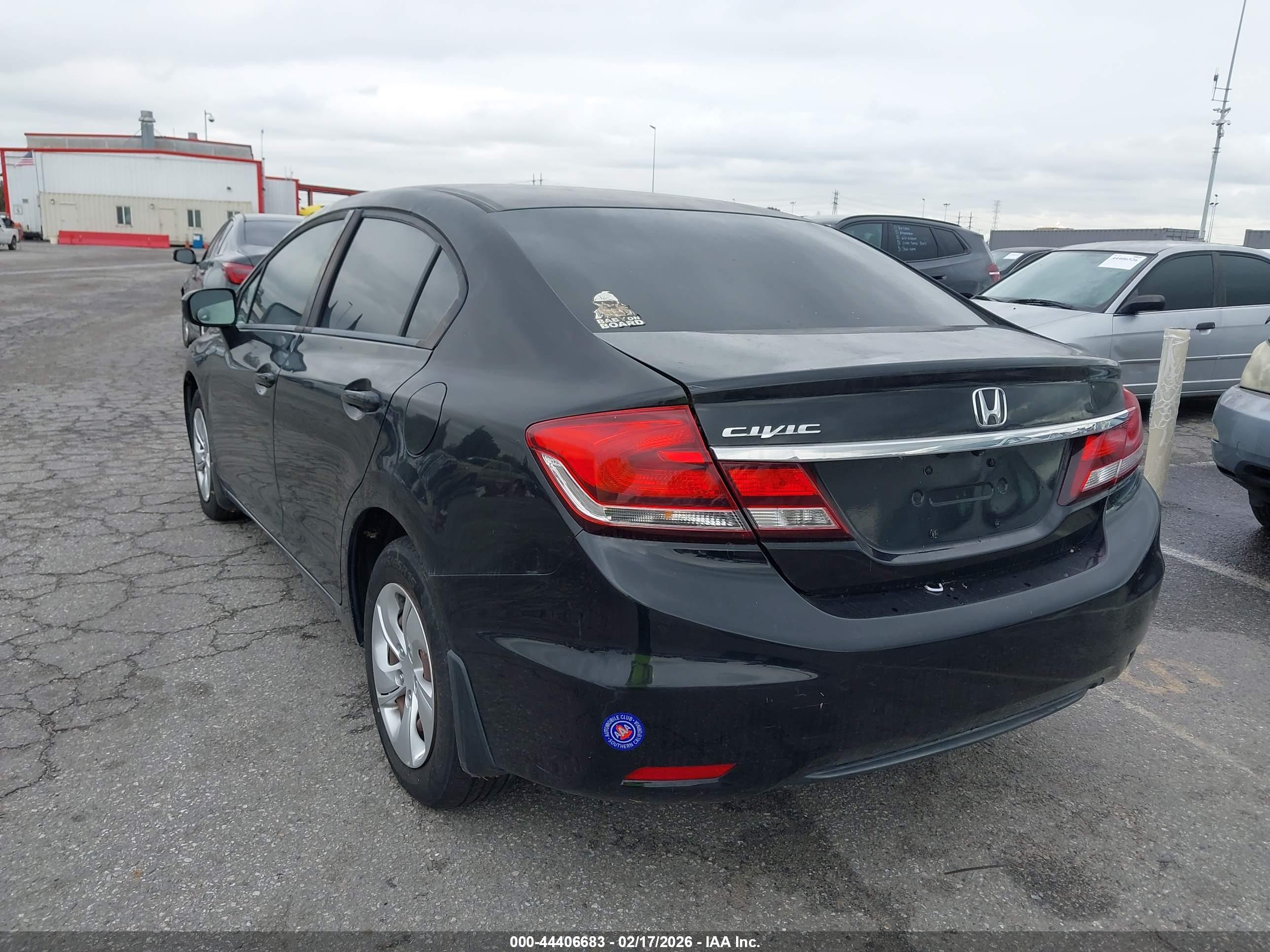 HONDA CIVIC image 3
