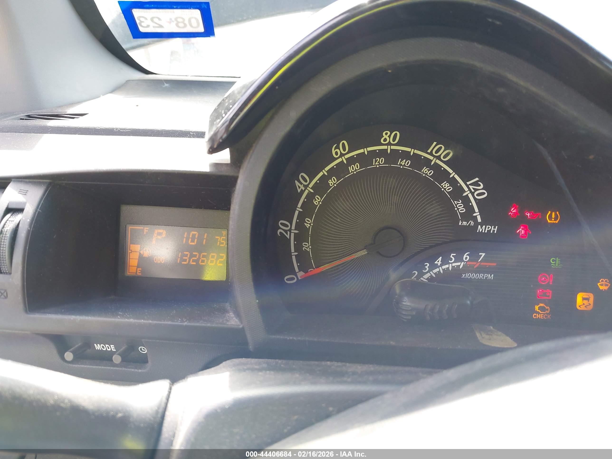 SCION IQ image 7