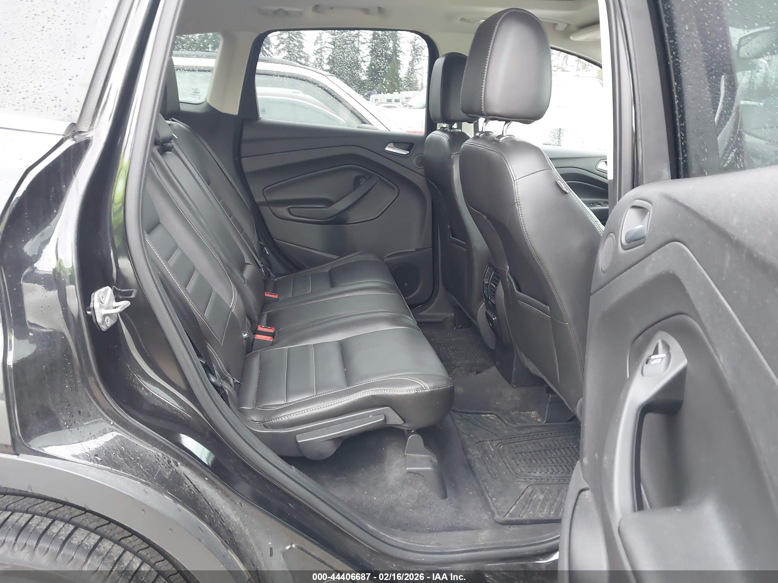 FORD ESCAPE image 8