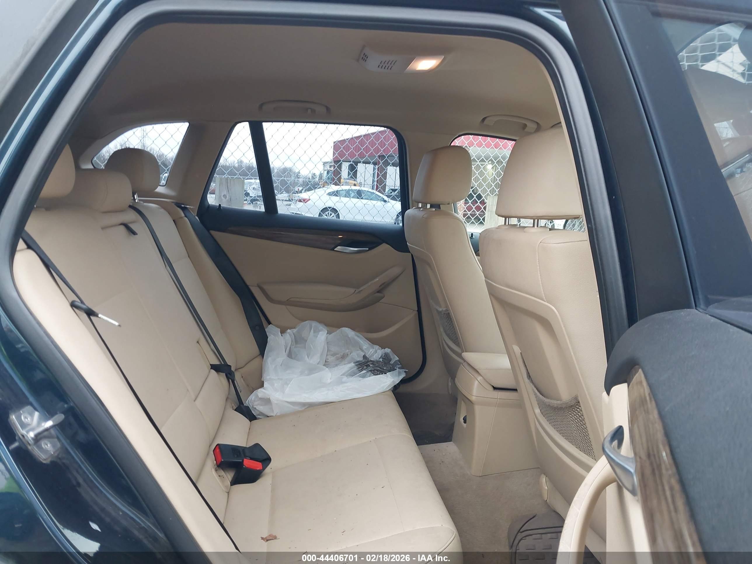 BMW X1 image 8