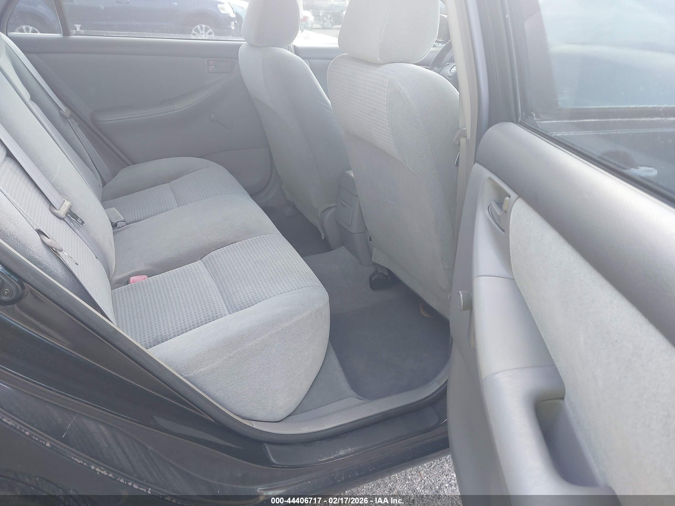 TOYOTA COROLLA image 8