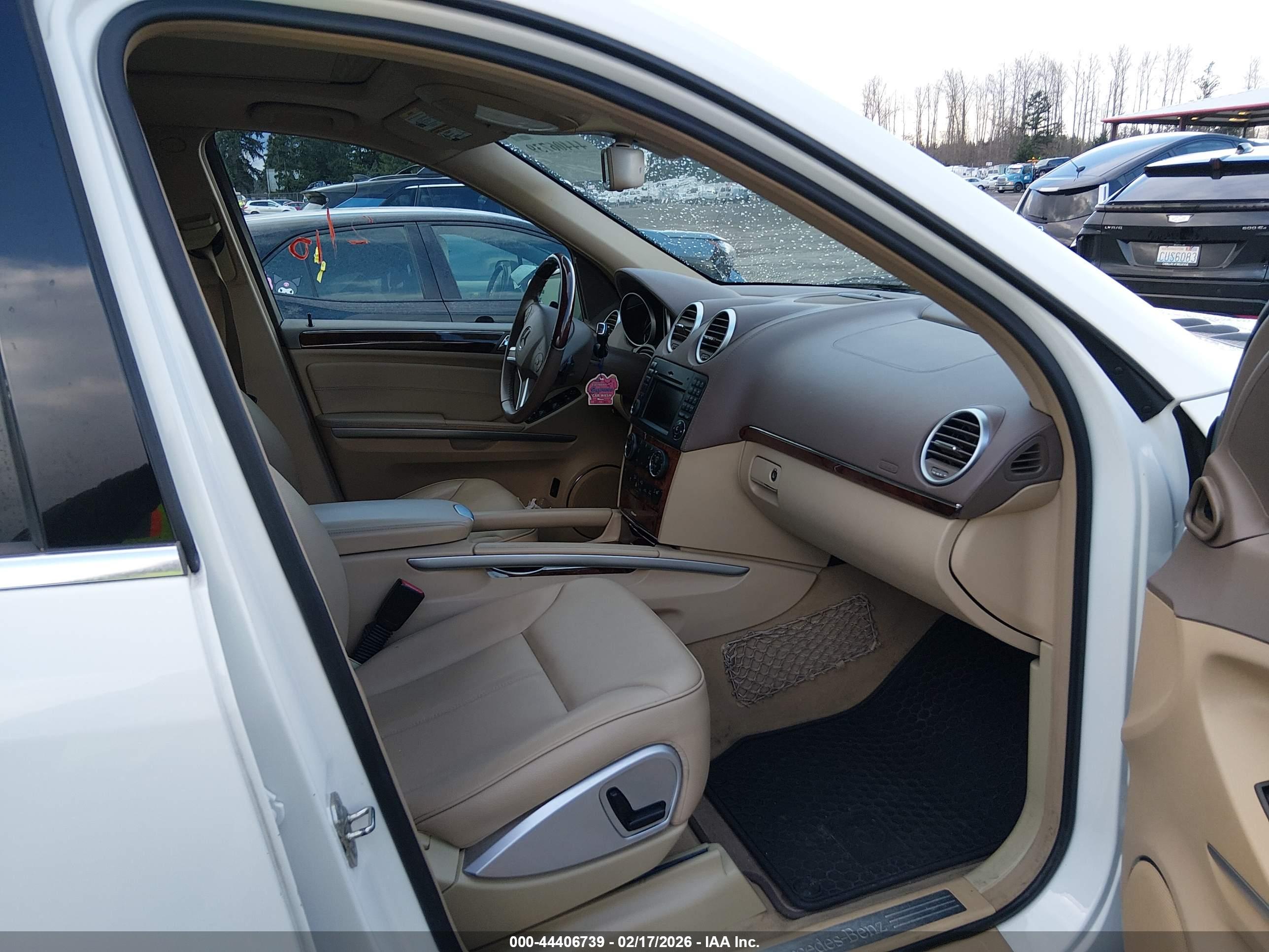 MERCEDES-BENZ GL image 5
