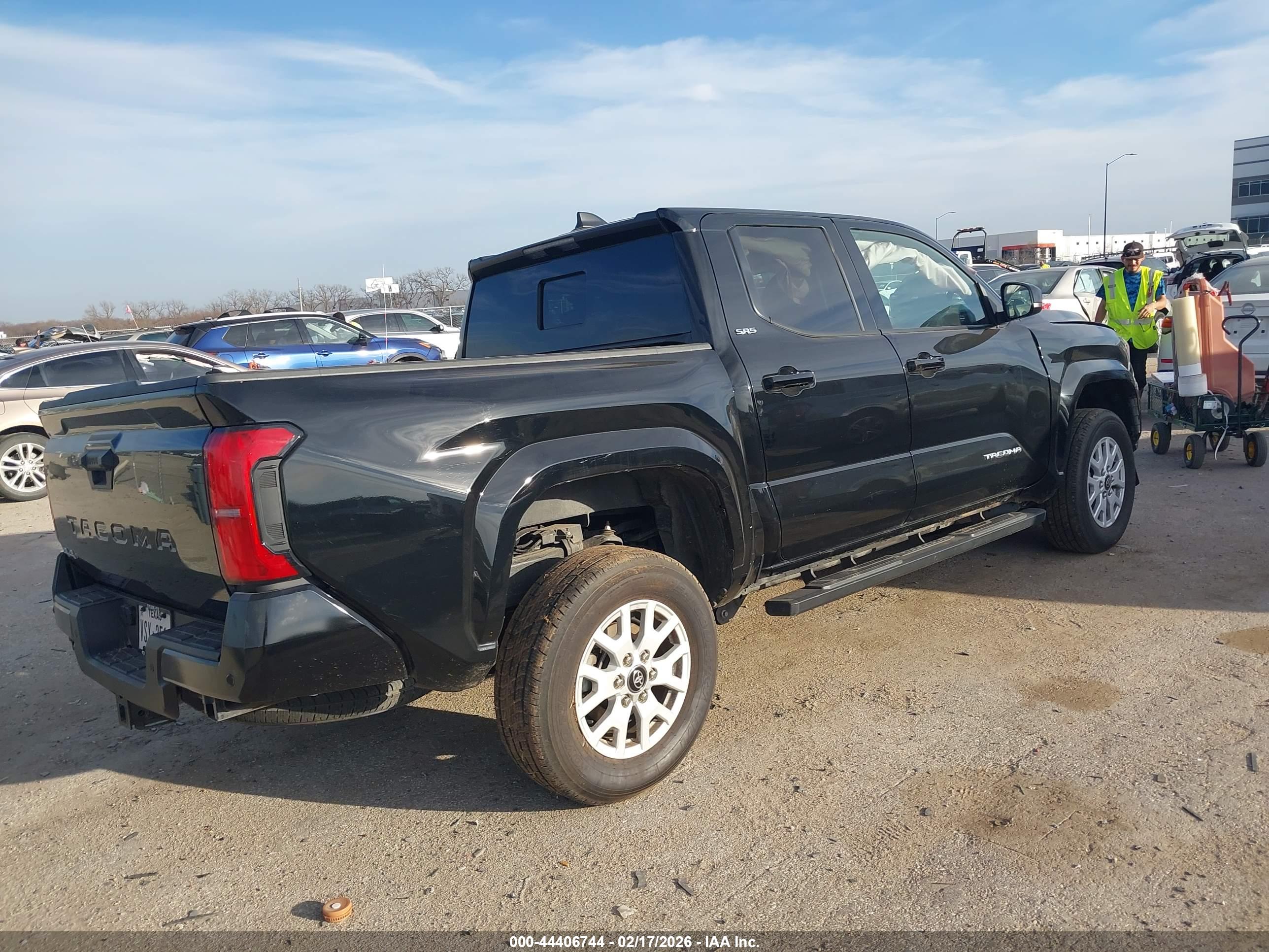 TOYOTA TACOMA image 4