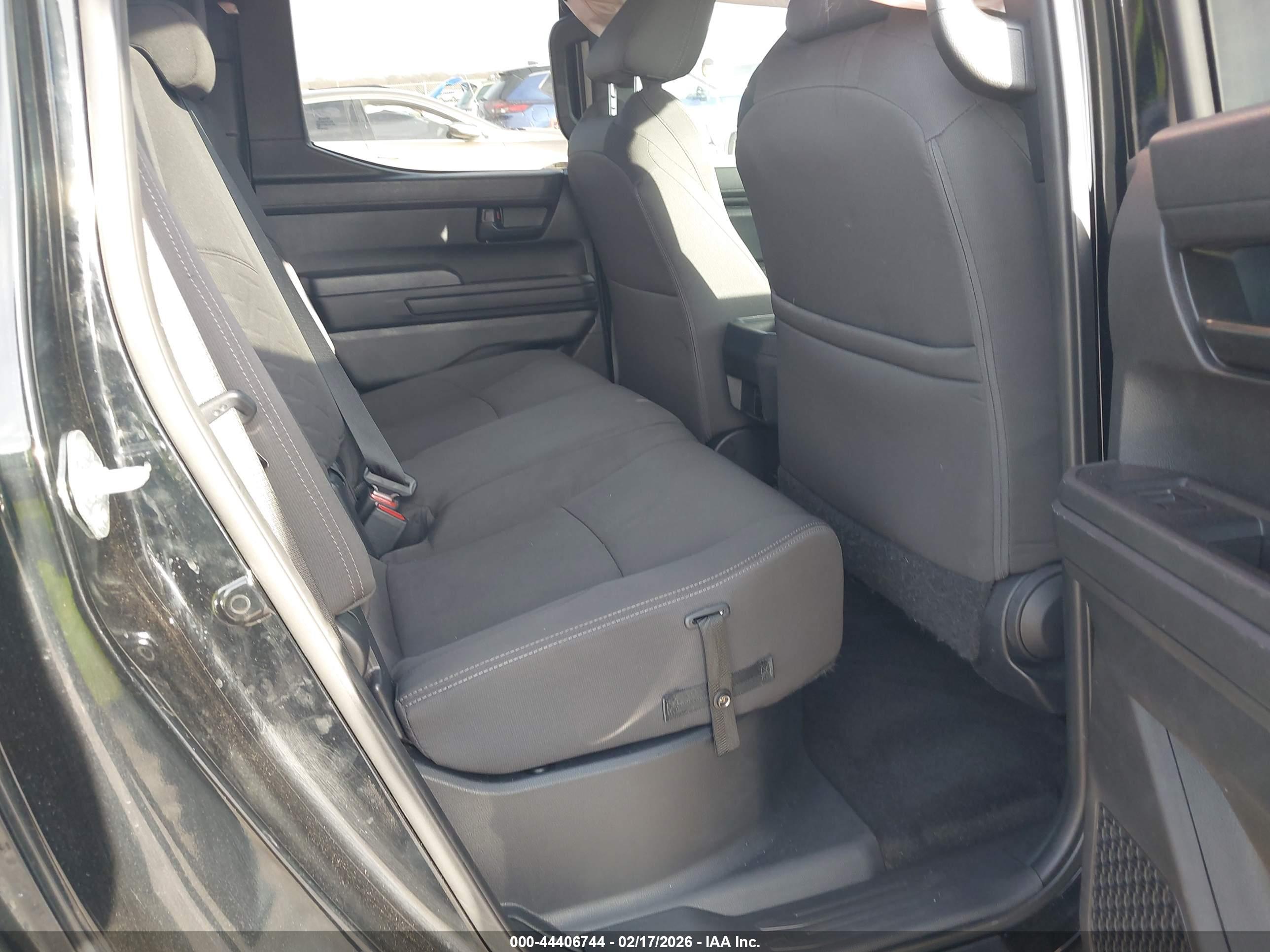 TOYOTA TACOMA image 8