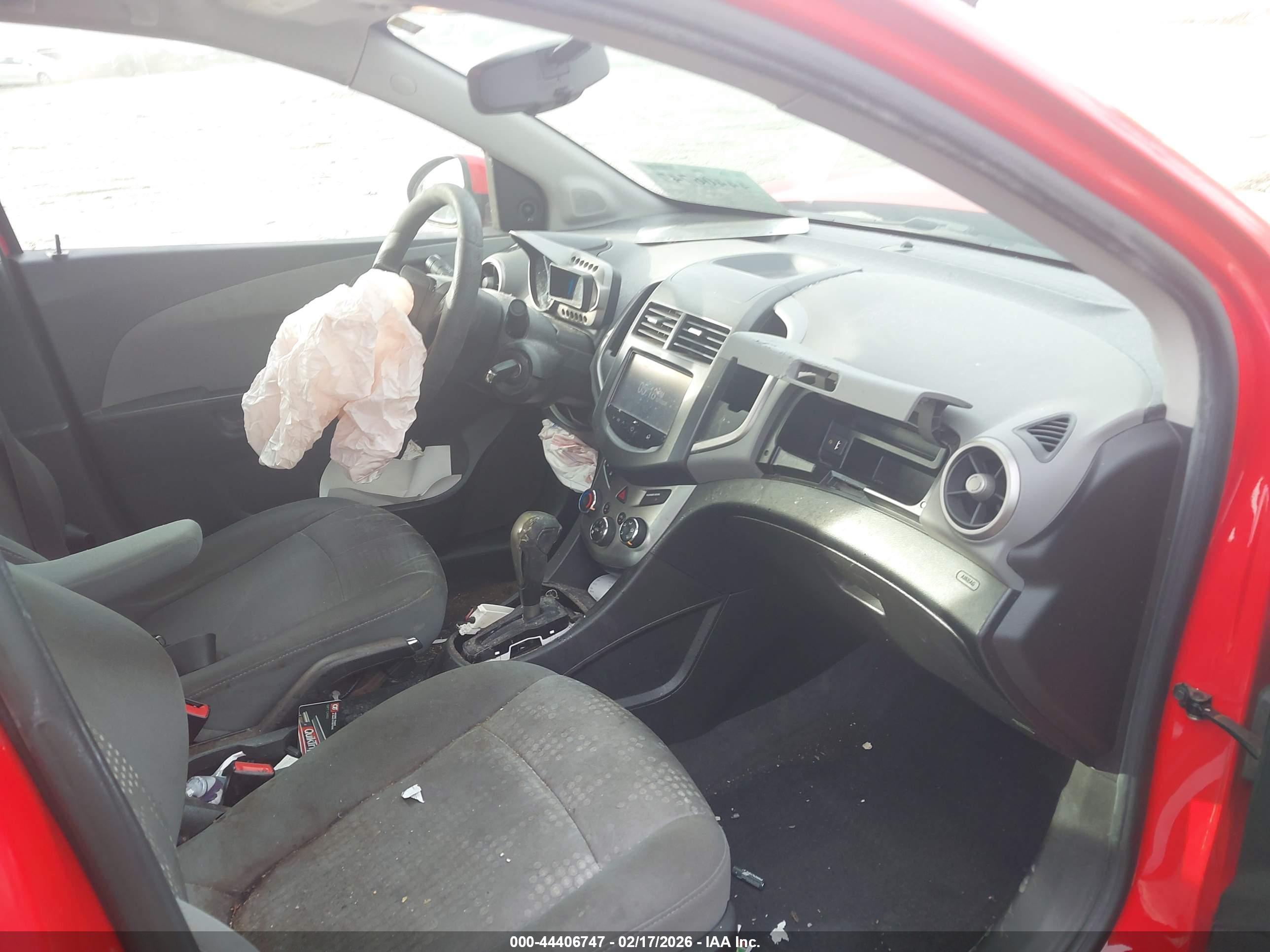 CHEVROLET SONIC image 5