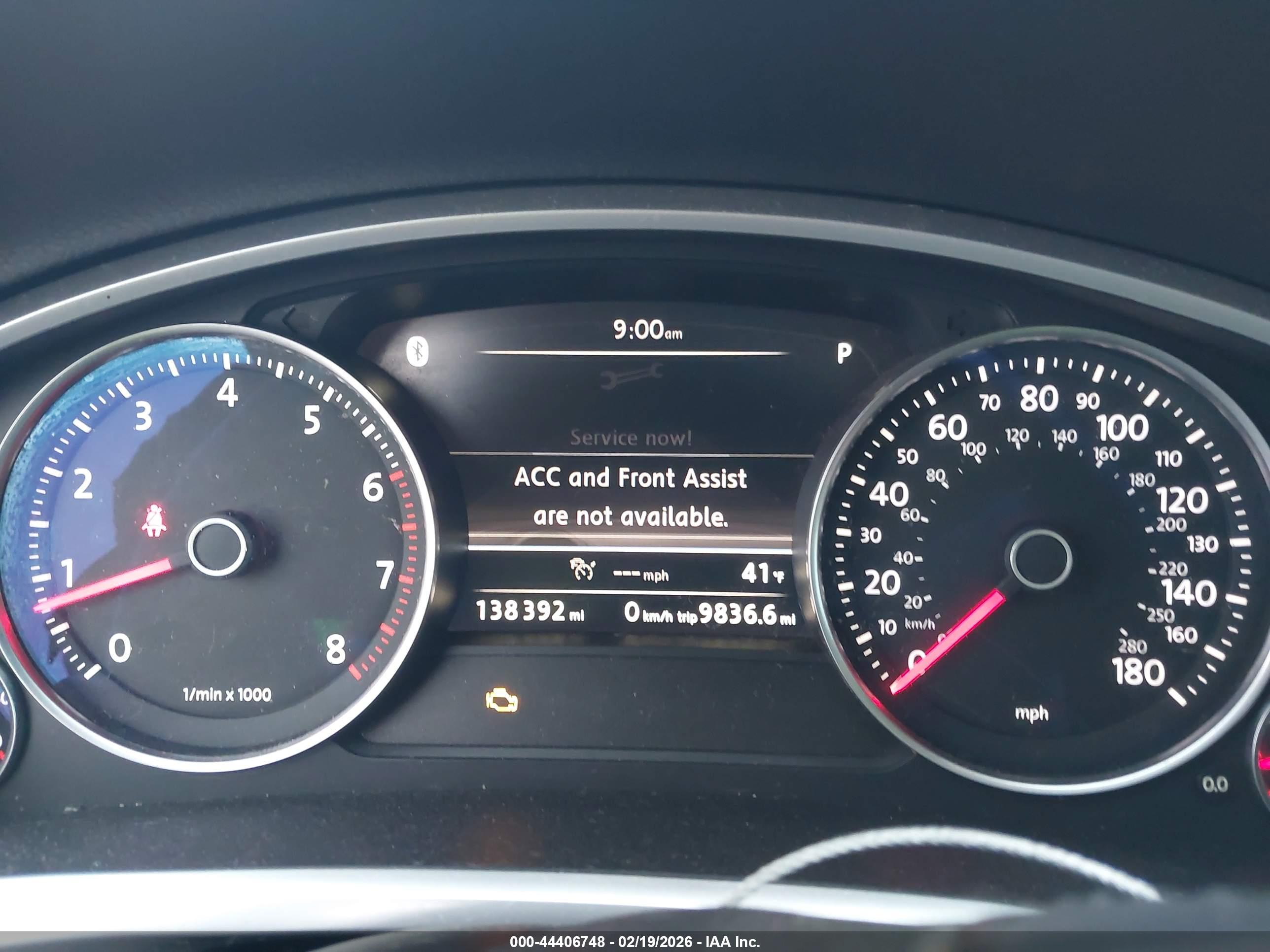 VOLKSWAGEN TOUAREG image 7