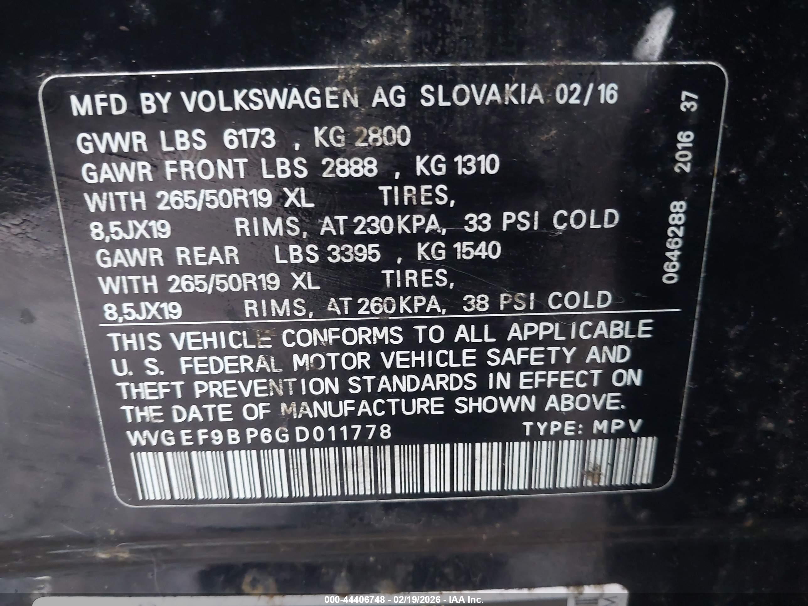 VOLKSWAGEN TOUAREG image 9
