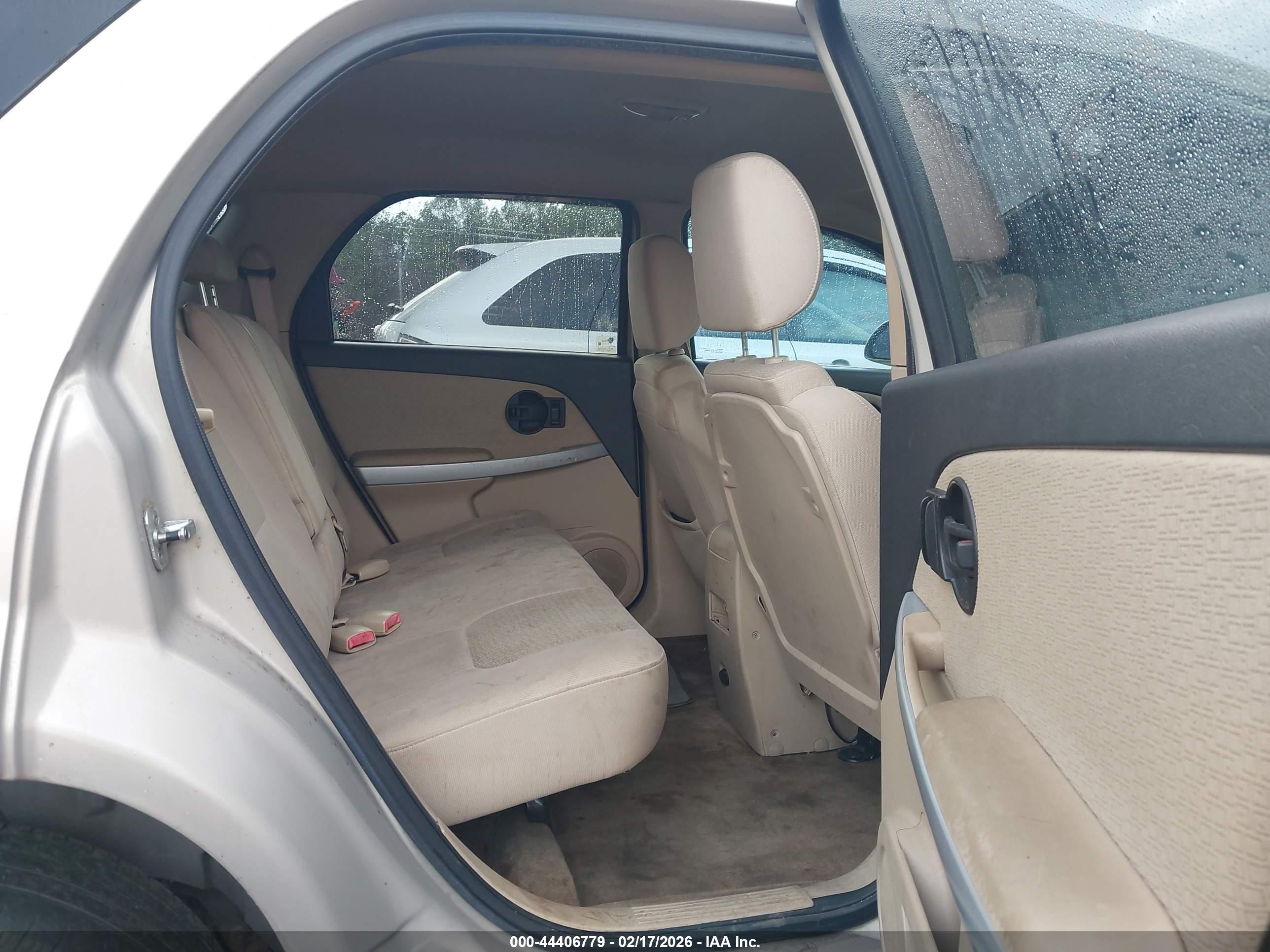 CHEVROLET EQUINOX image 8