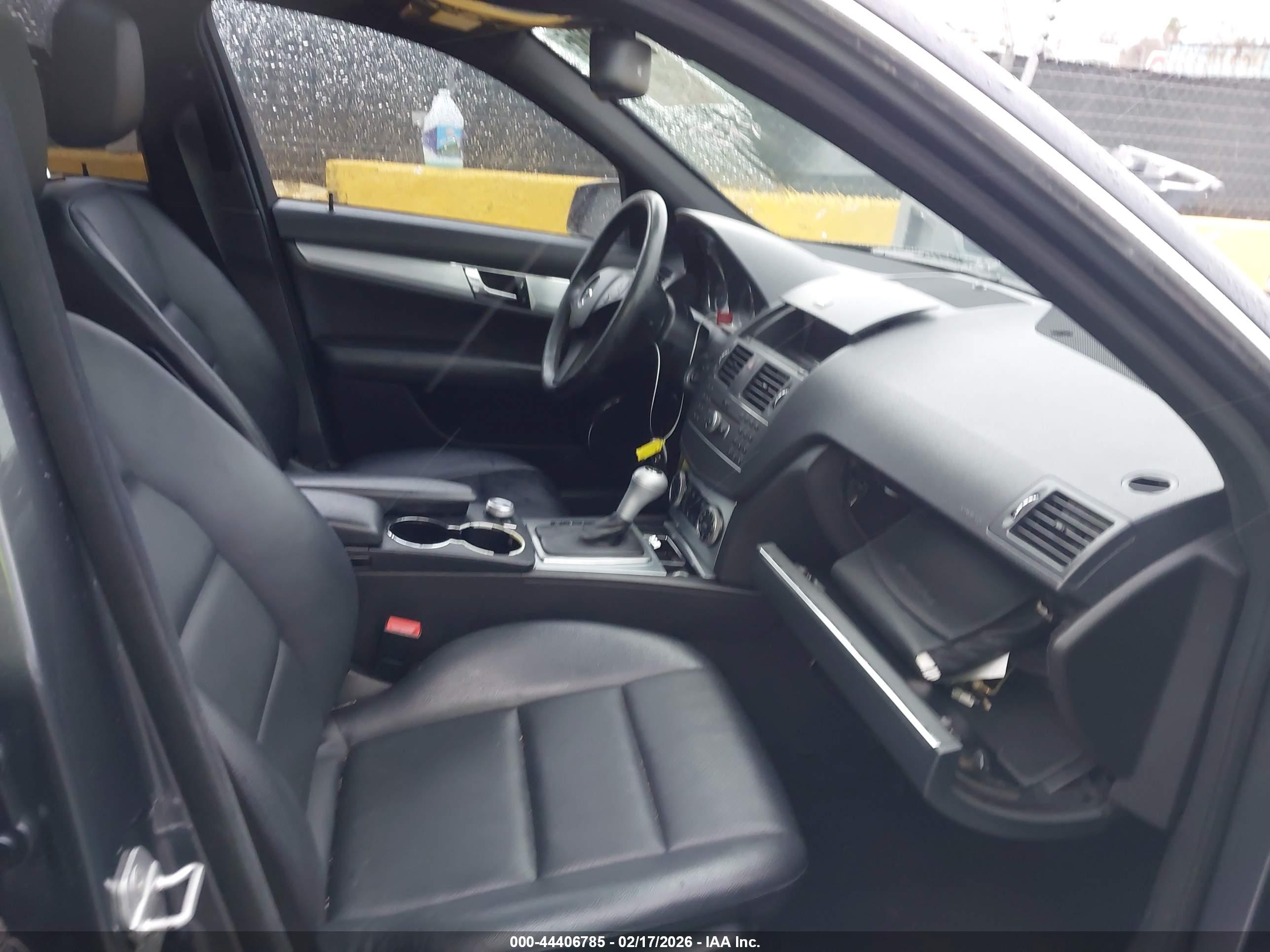 MERCEDES-BENZ C image 5