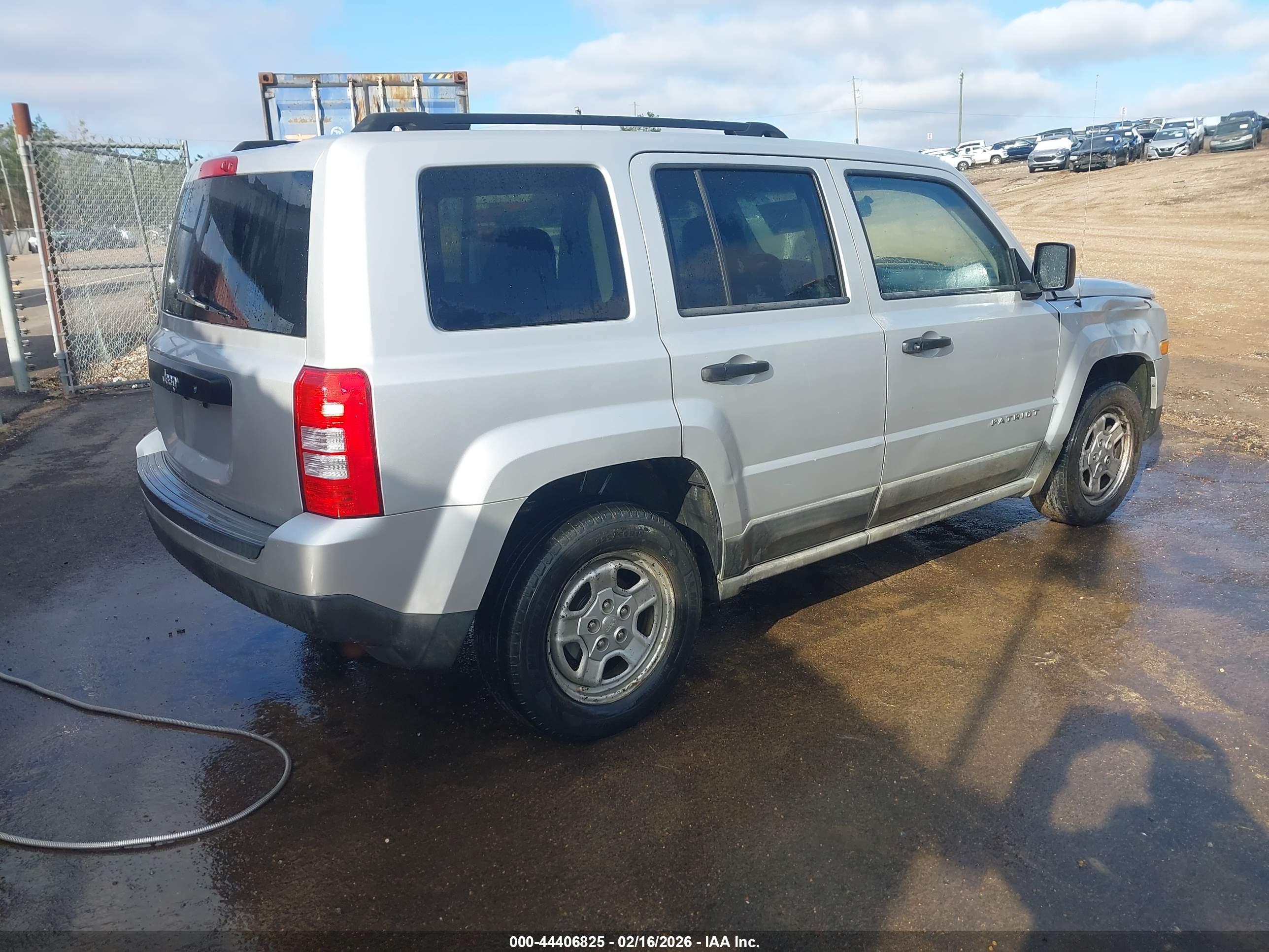 JEEP PATRIOT image 4
