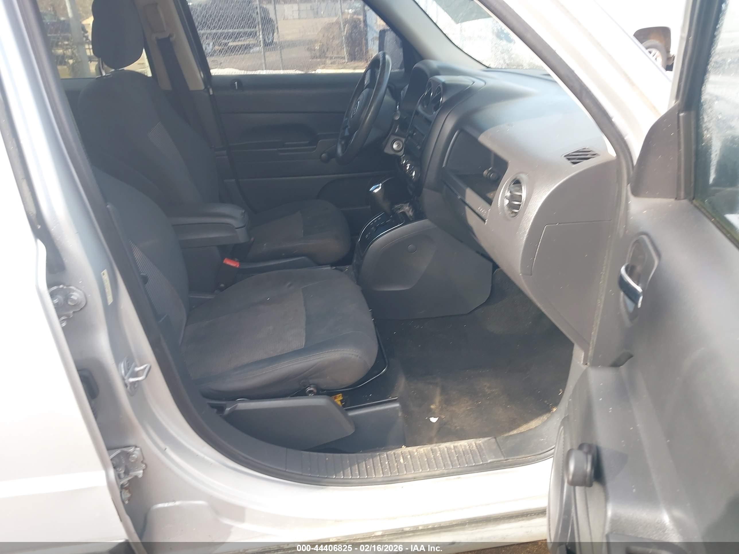 JEEP PATRIOT image 5
