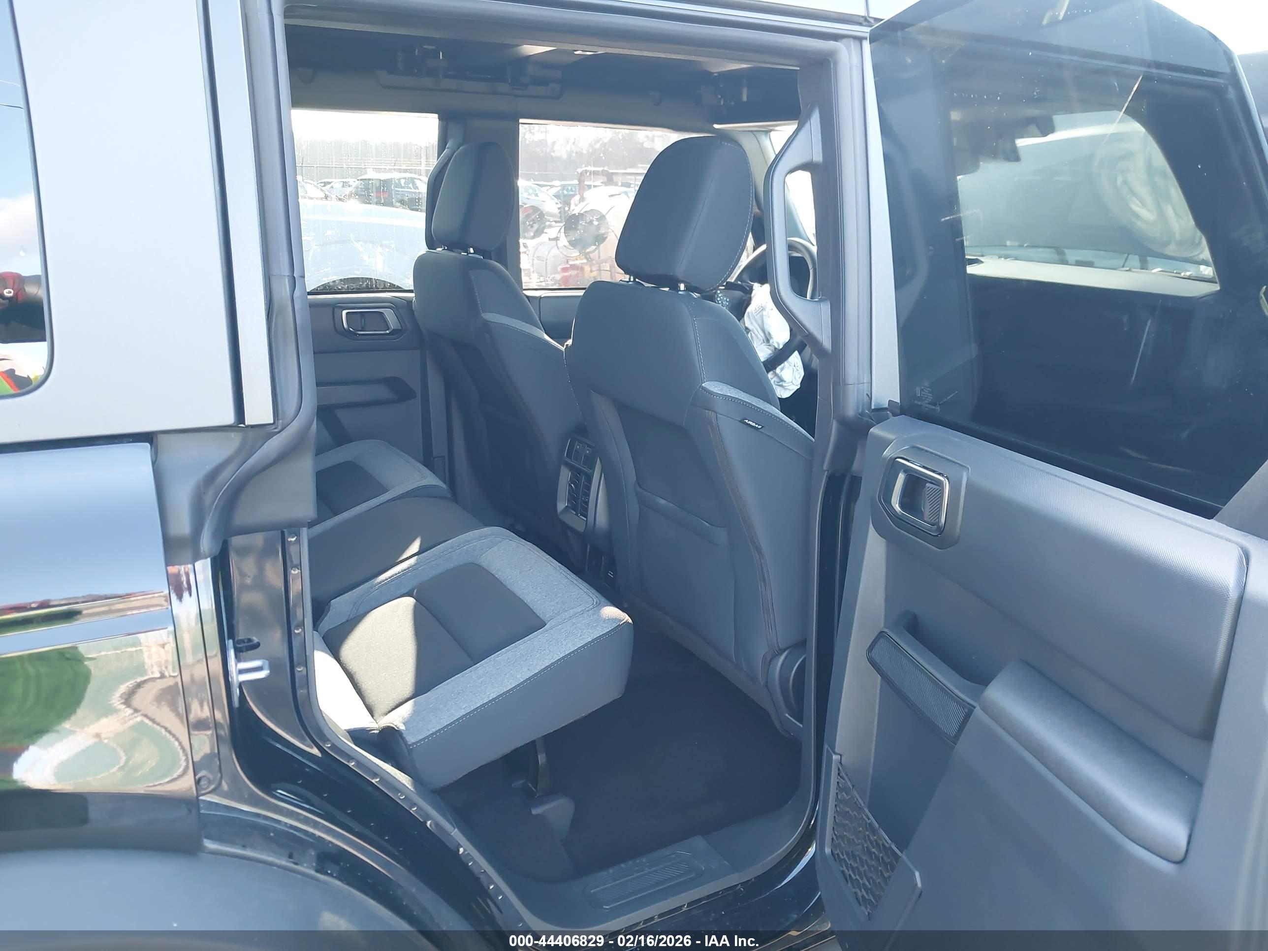 FORD BRONCO image 8
