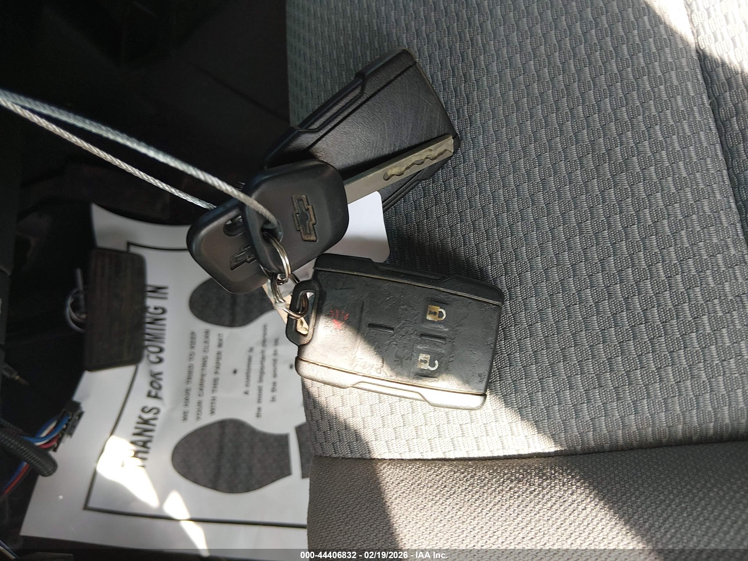 CHEVROLET SILVERADO image 11