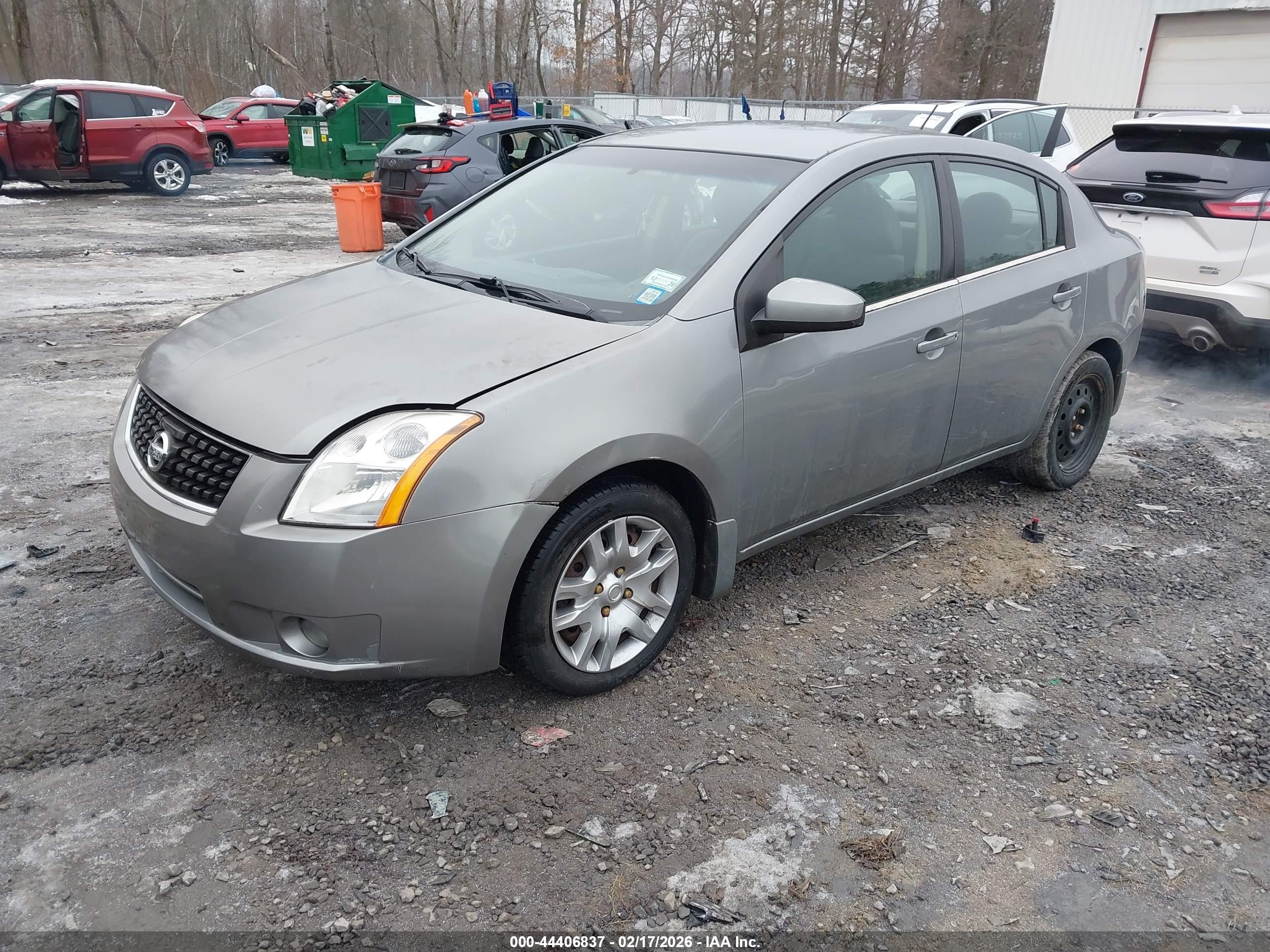 NISSAN SENTRA image 2