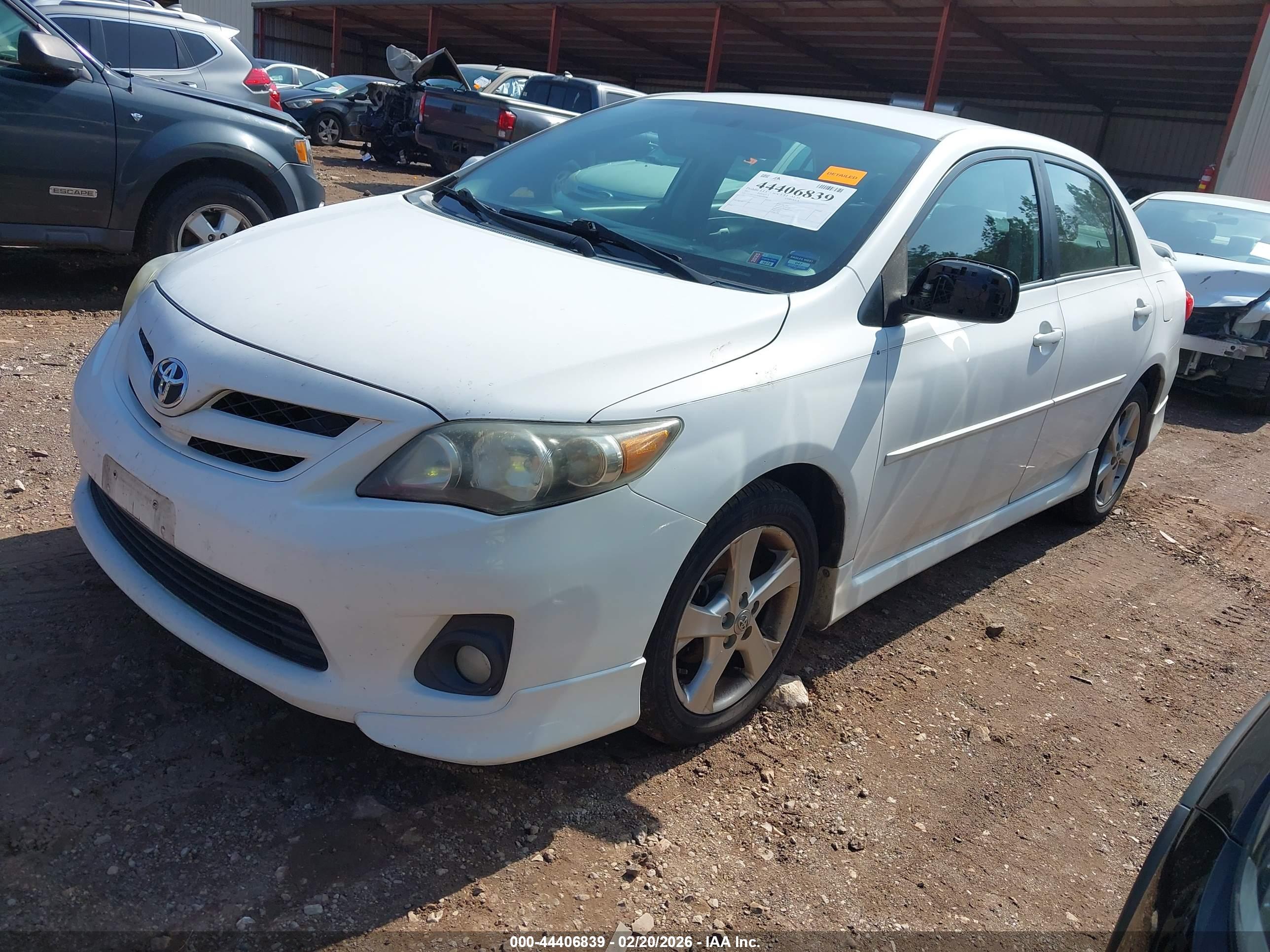TOYOTA COROLLA image 2