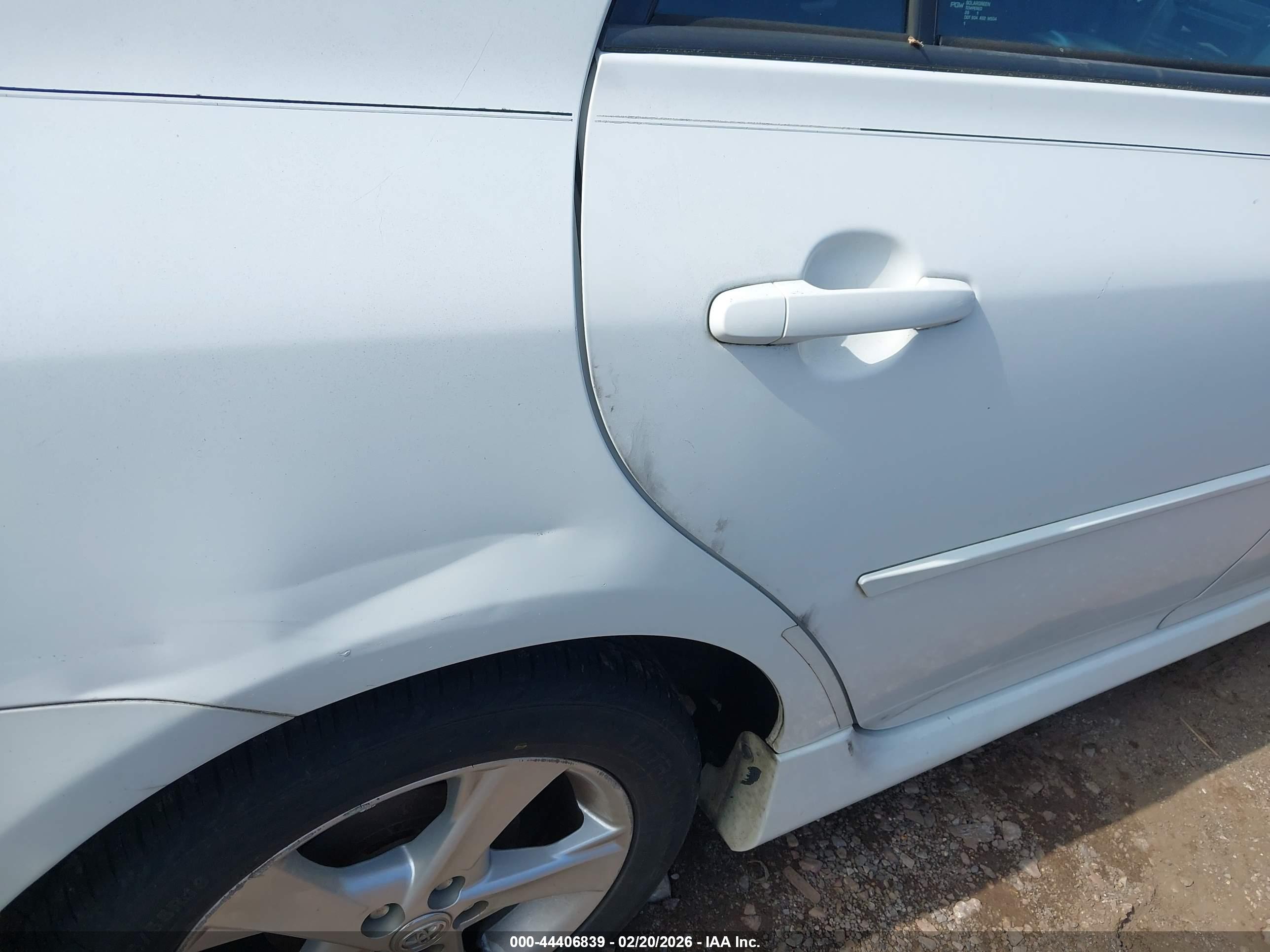 TOYOTA COROLLA image 6