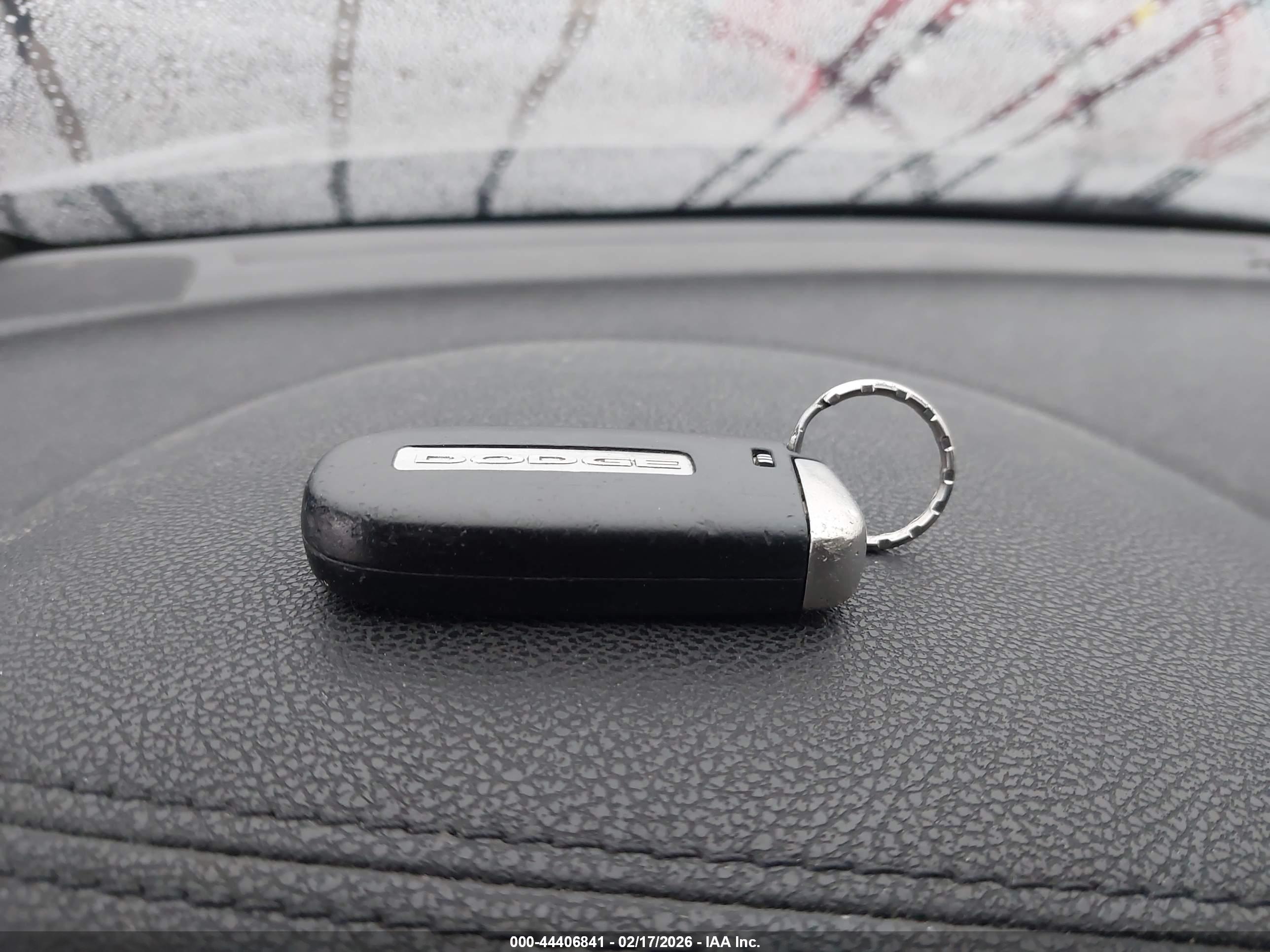 CHRYSLER 300 image 11