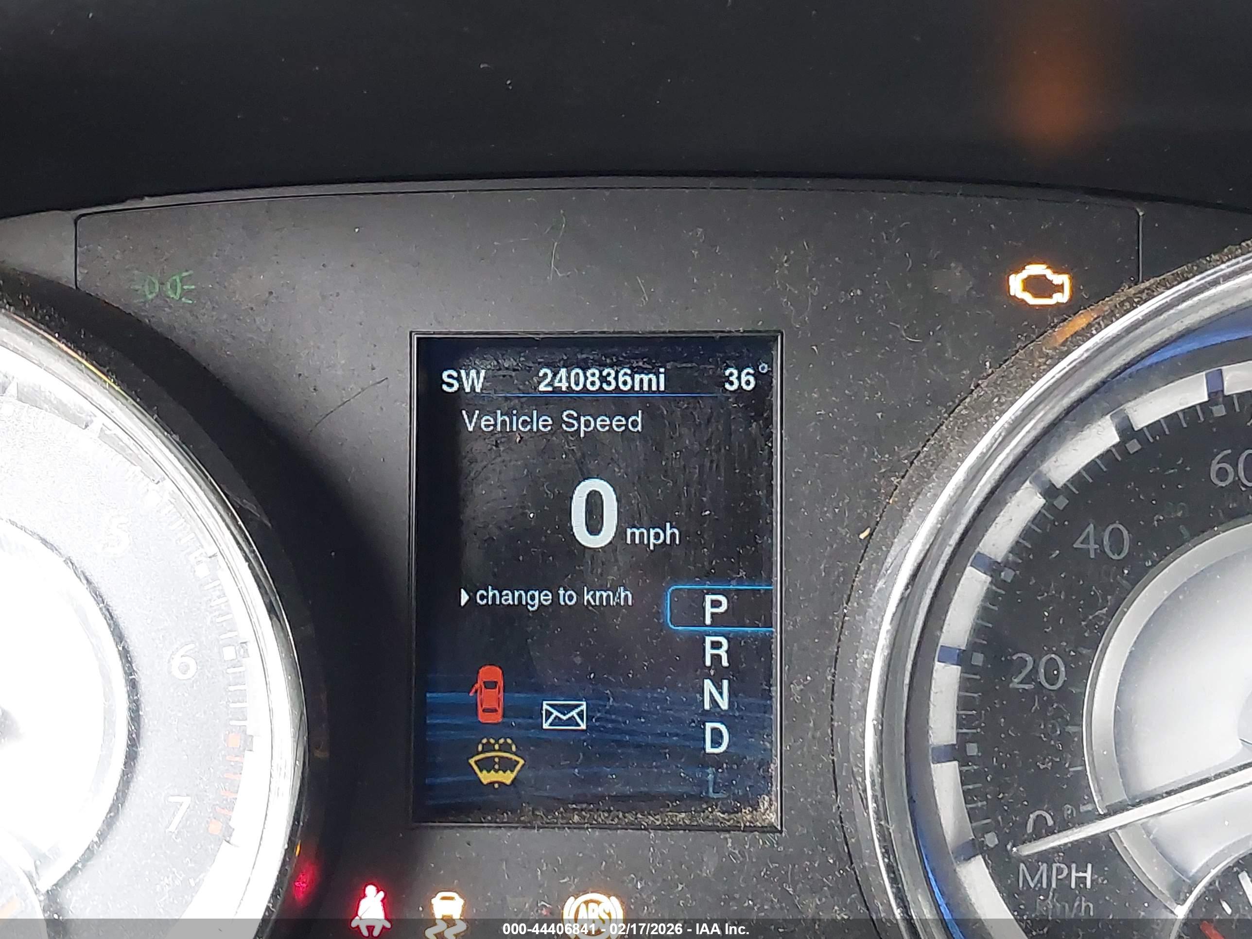 CHRYSLER 300 image 7