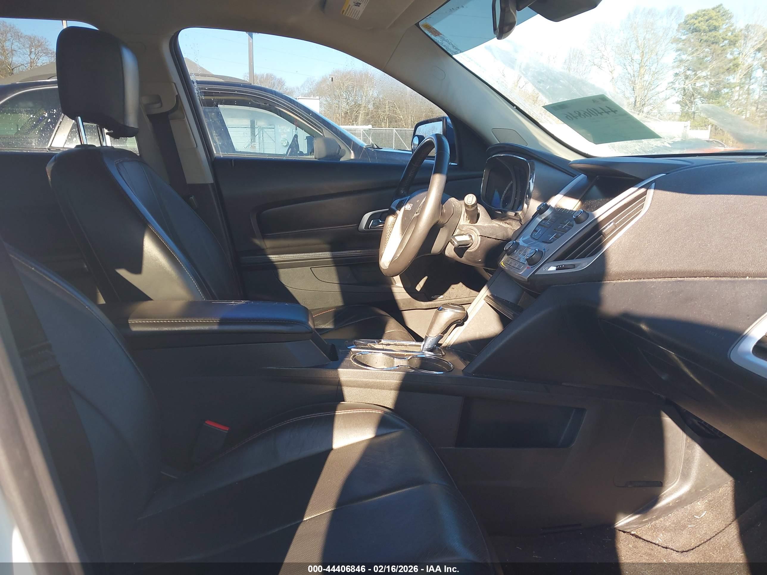 GMC TERRAIN image 5