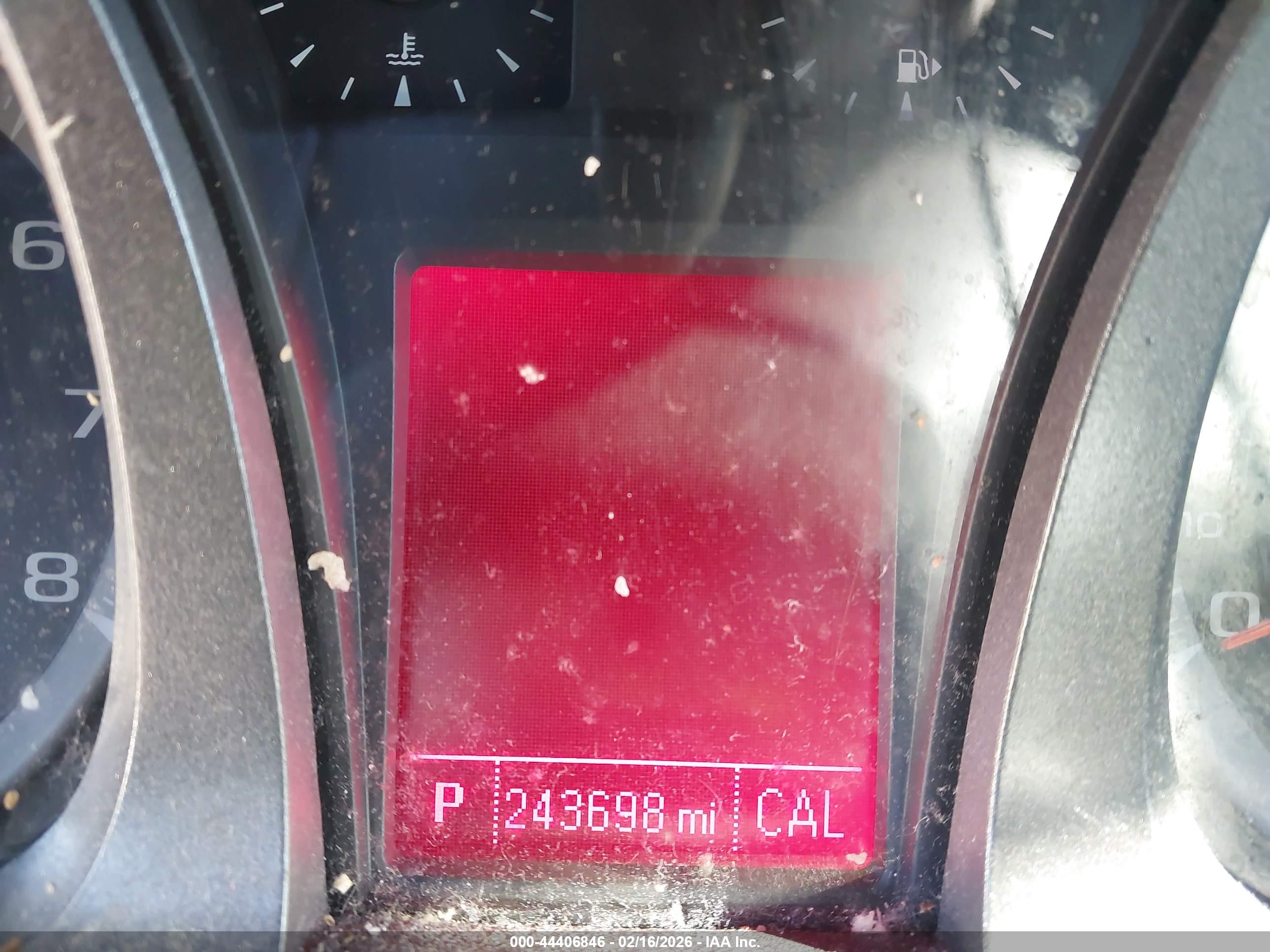 GMC TERRAIN image 7