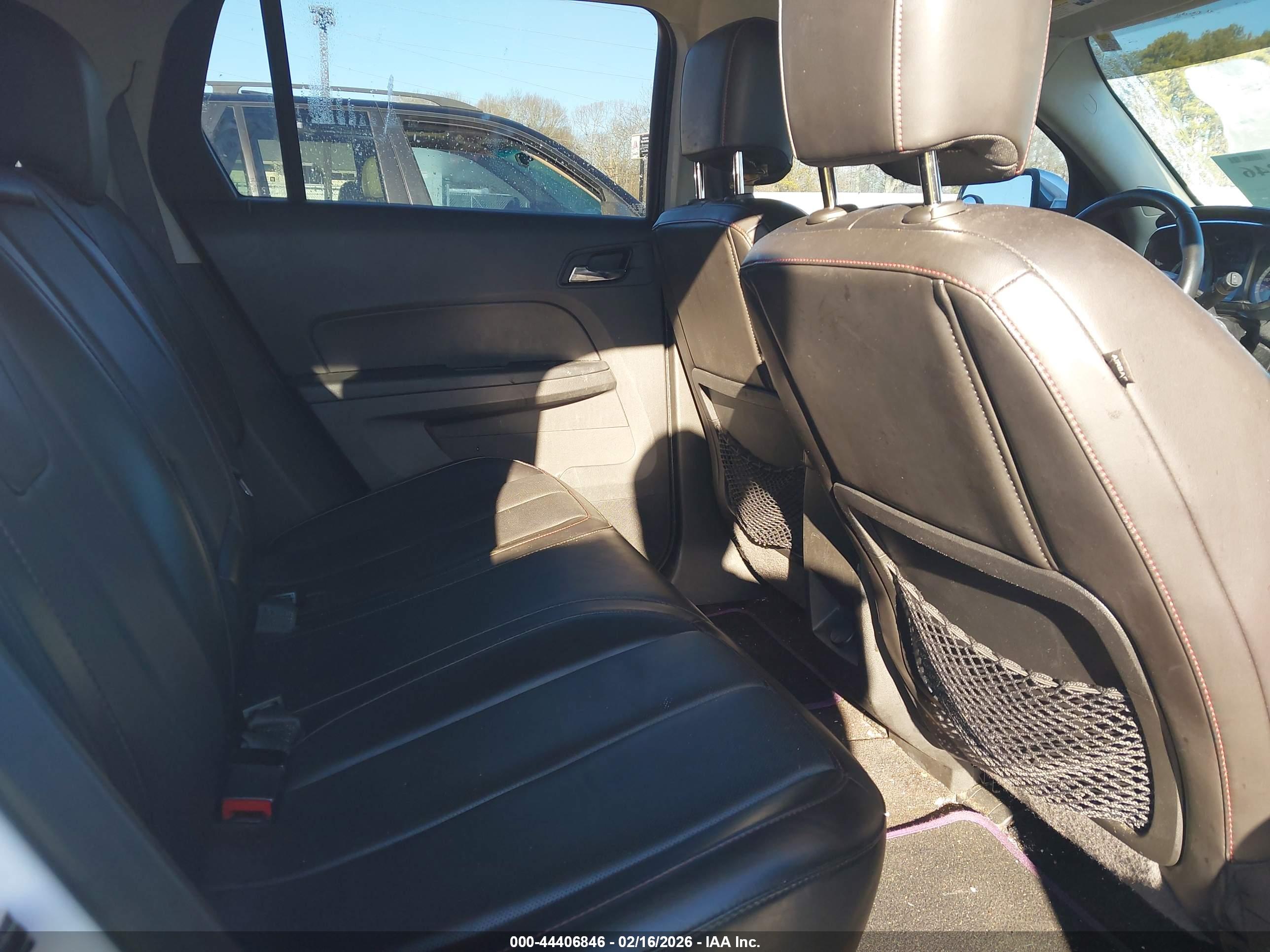 GMC TERRAIN image 8