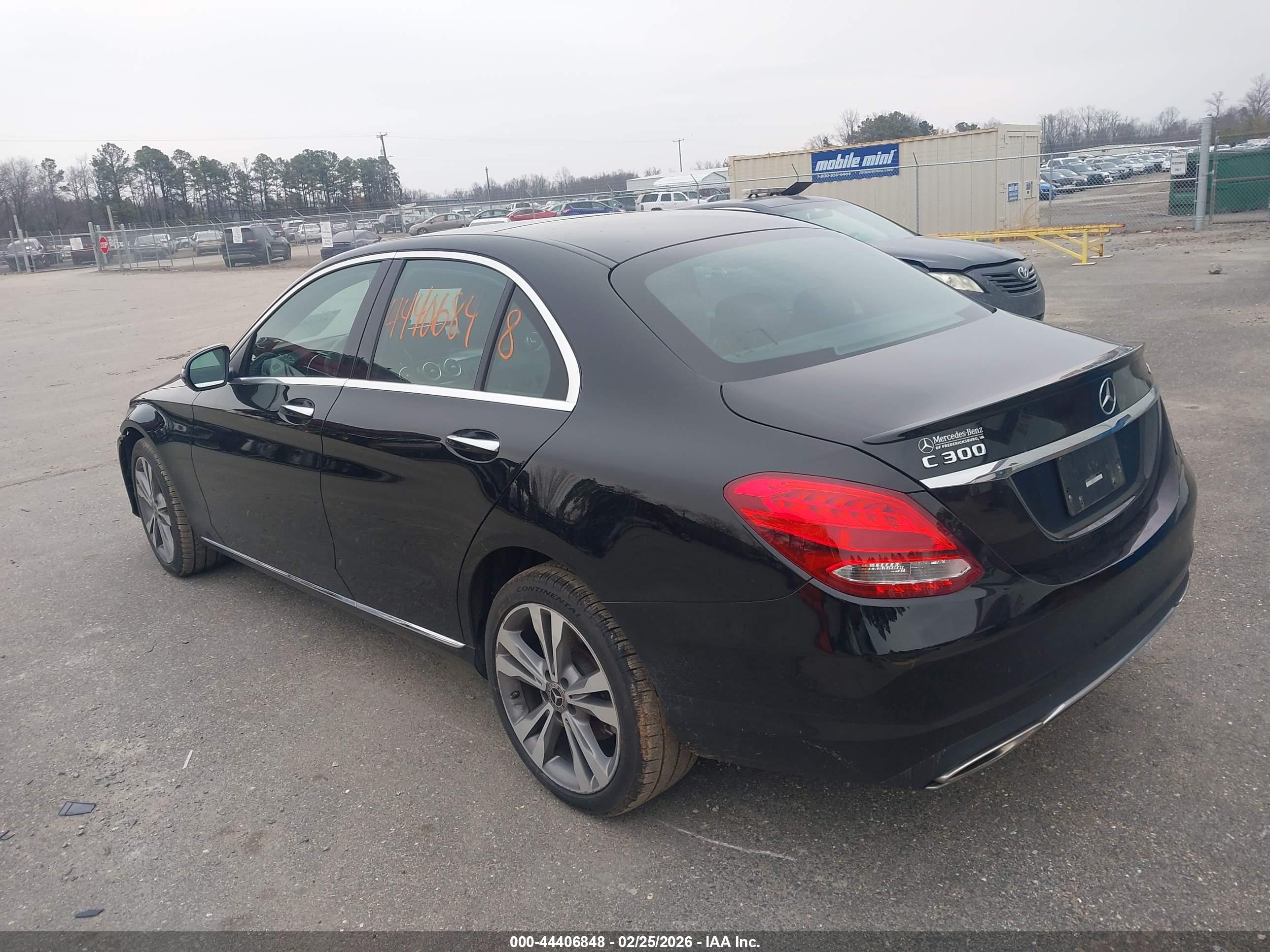 MERCEDES-BENZ C image 3