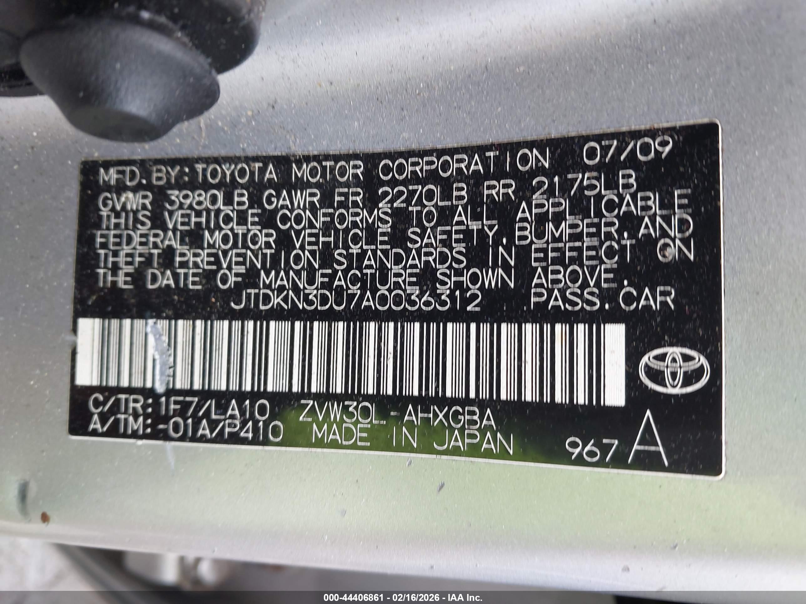 TOYOTA PRIUS image 9