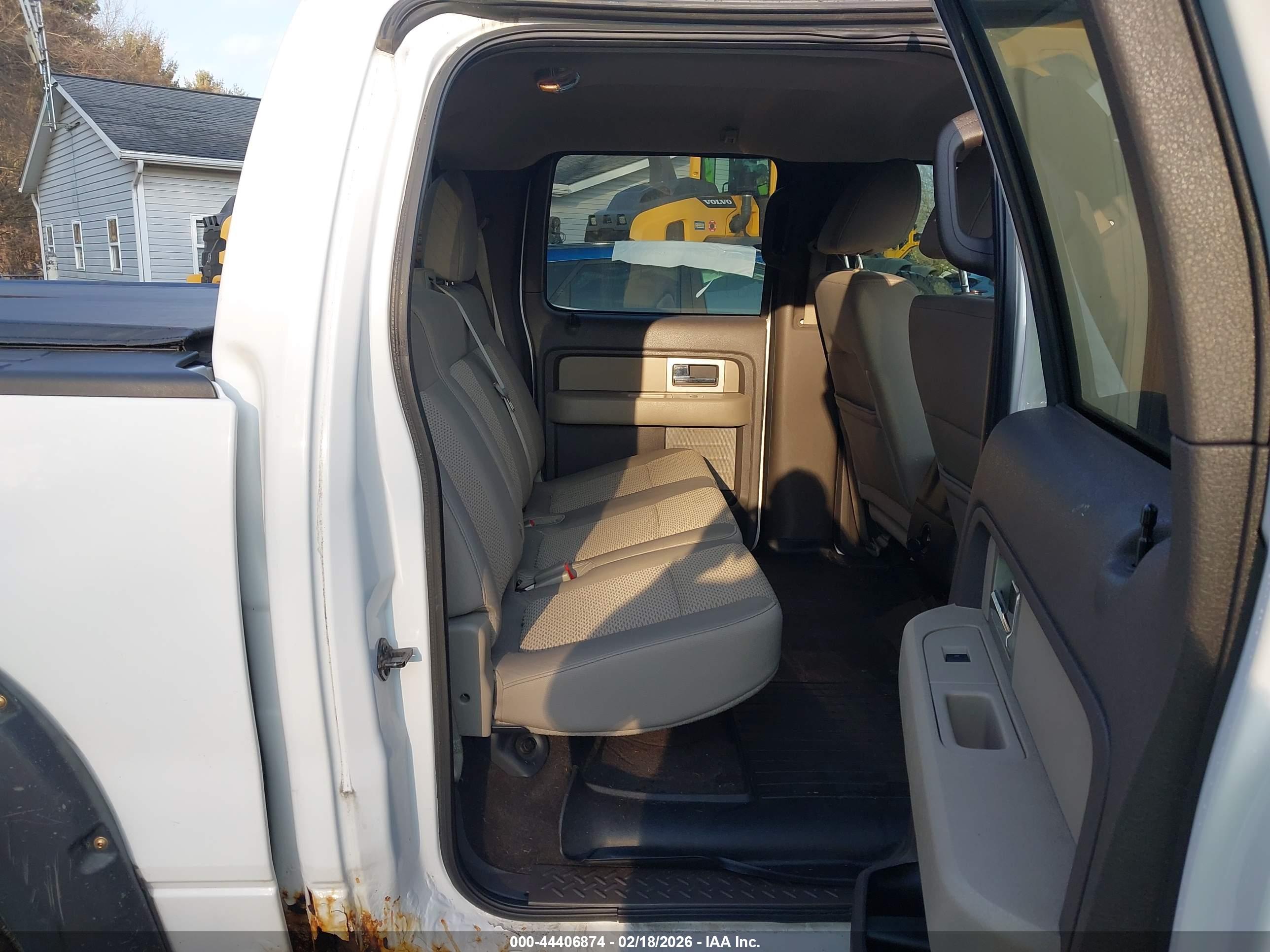 FORD F-150 image 8