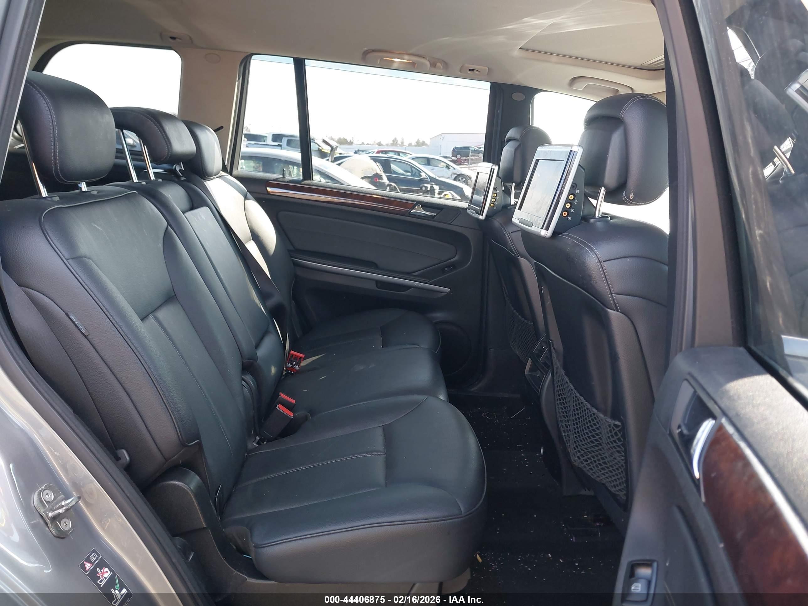 MERCEDES-BENZ GL image 8