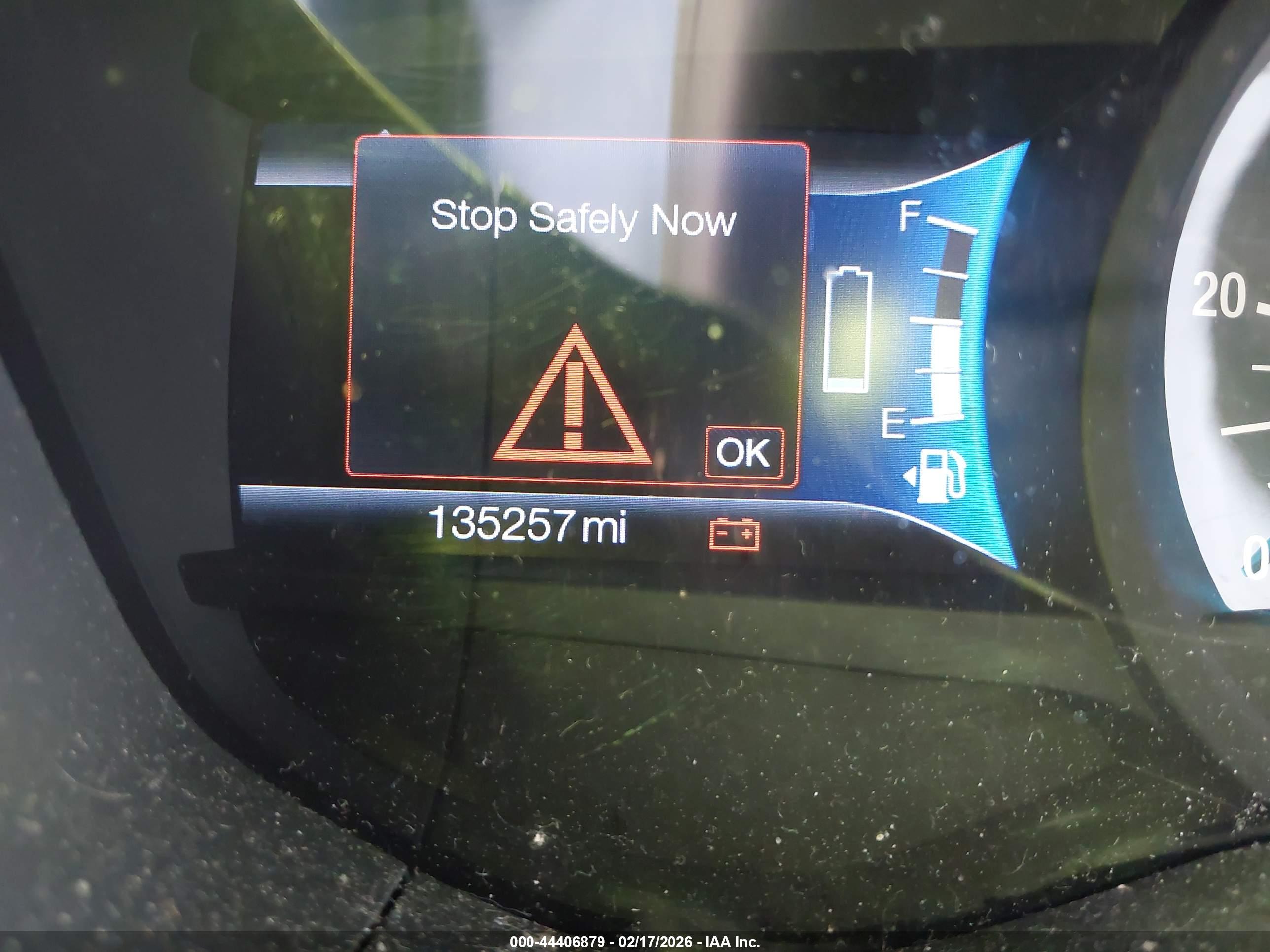 FORD FUSION image 7